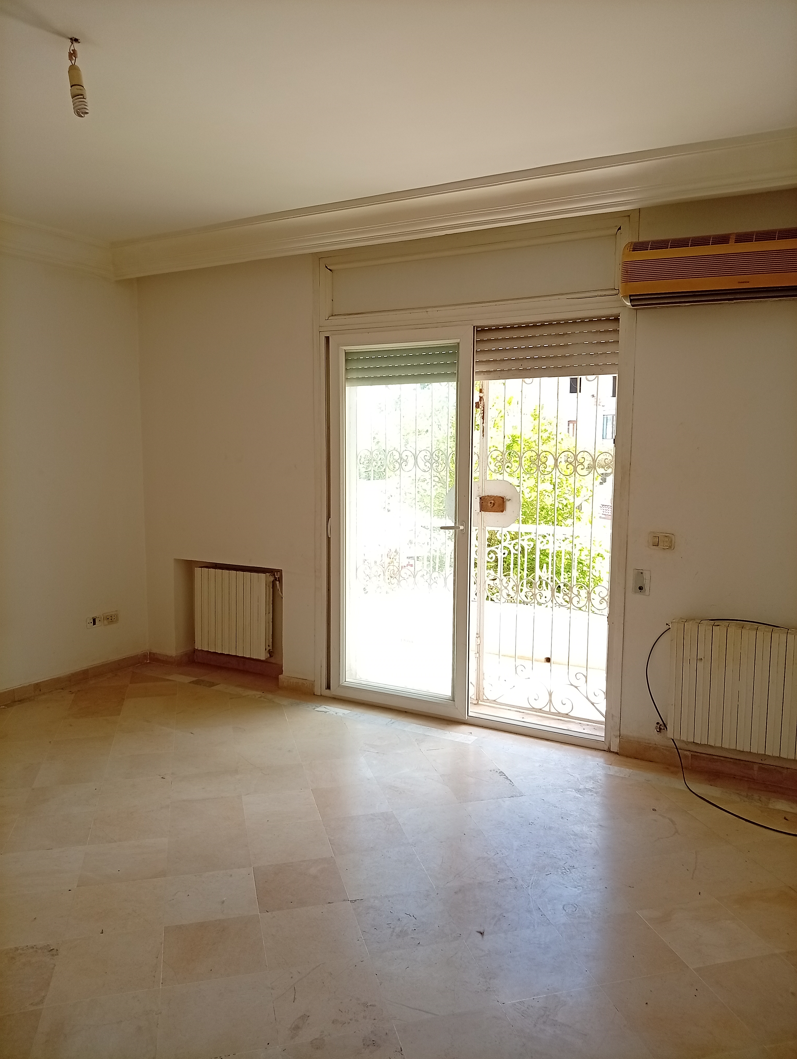 La Marsa&nbsp;El Aouina&nbsp;Location&nbsp;Maisons&nbsp;Villa s plus 5 l'aouina