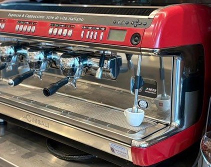 La Soukra&nbsp;Borj Louzir&nbsp;Autre&nbsp;Autre&nbsp;Machine � caf� cimbali m39