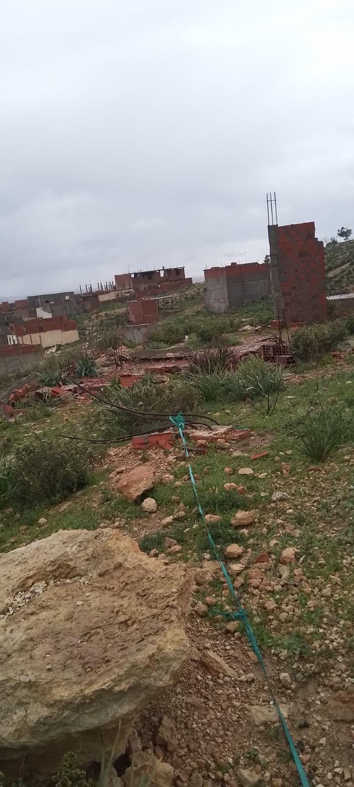 Raoued&nbsp;Jaafar 1&nbsp;Terrain&nbsp;Terrain nu&nbsp;Terrain 200m