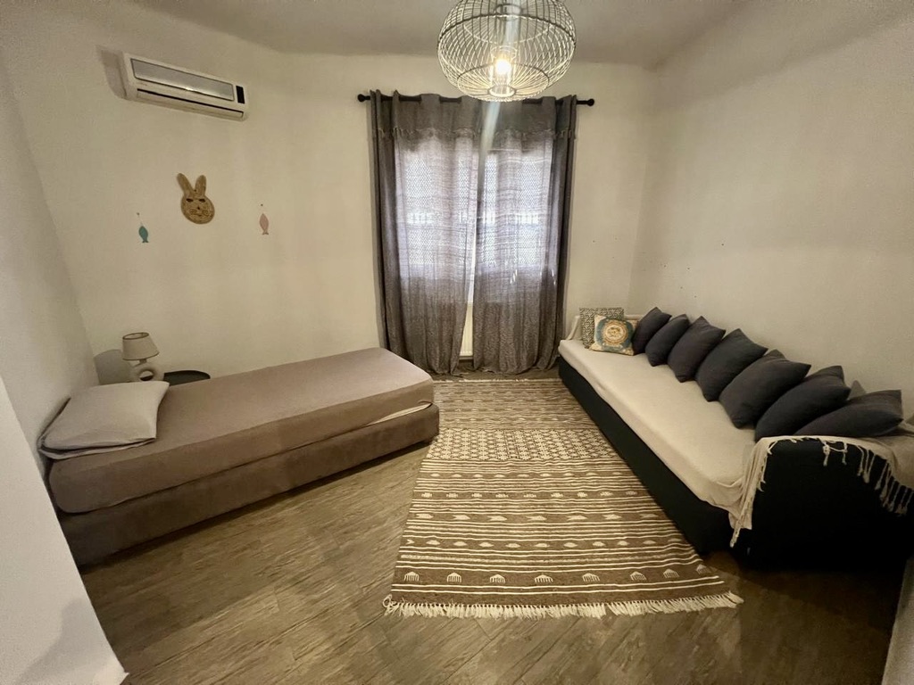 El Kram&nbsp;Le Kram Ouest&nbsp;Vente&nbsp;Appart. 3 pi�ces&nbsp;Maison s3 avec studio ind�pendant au kram
