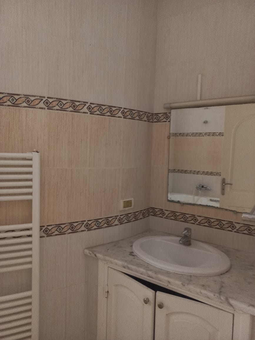 La Soukra&nbsp;La Soukra&nbsp;Location&nbsp;Appart. 2 pi�ces&nbsp;Appartement 2 chambres avec garage � la soukra