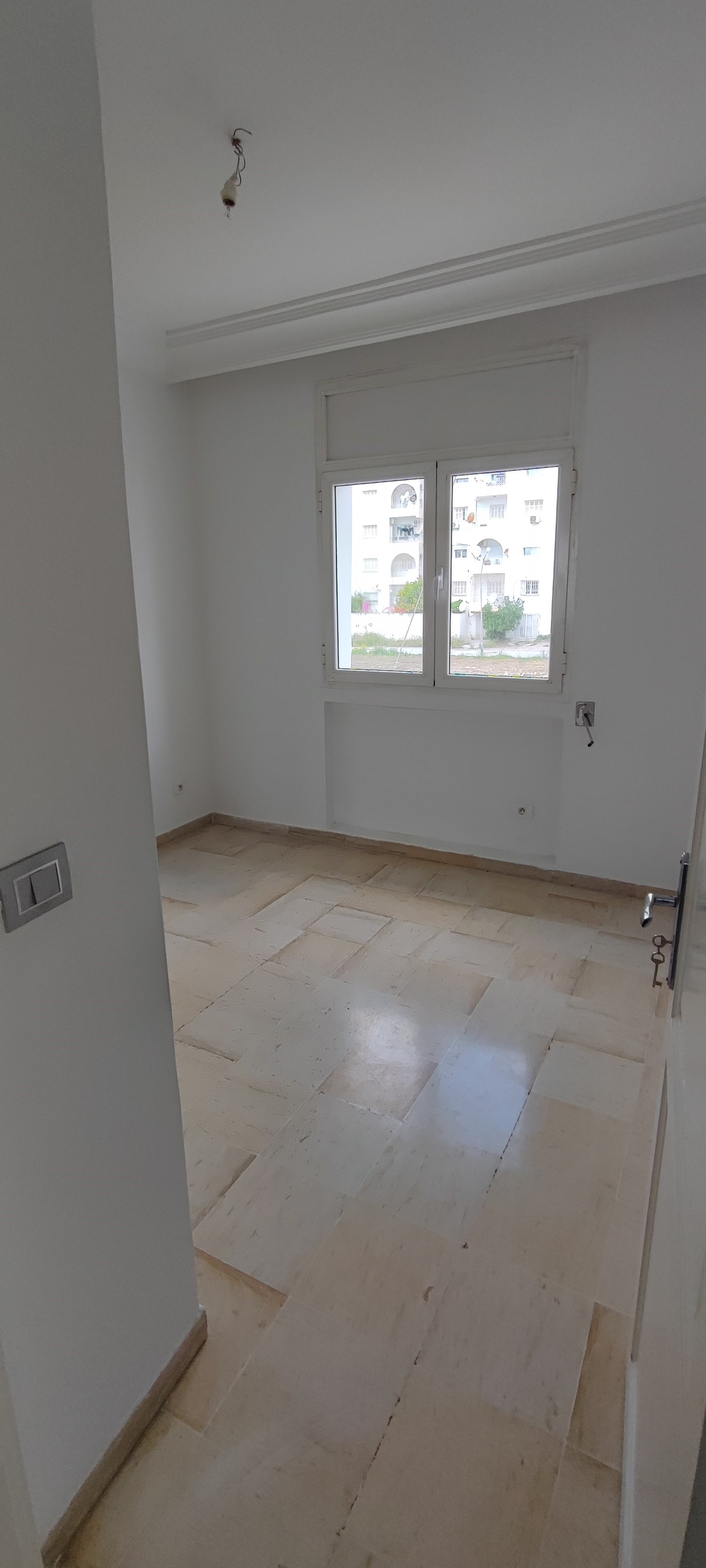 El Menzah&nbsp;El Manar 1&nbsp;Location&nbsp;Appart. 2 pi�ces&nbsp;Propri�taire propose s1 derri�re clinique el manar