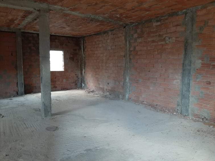 Raoued&nbsp;Jaafar 2&nbsp;Vente&nbsp;Maisons&nbsp;Villa inachev� � jaafer