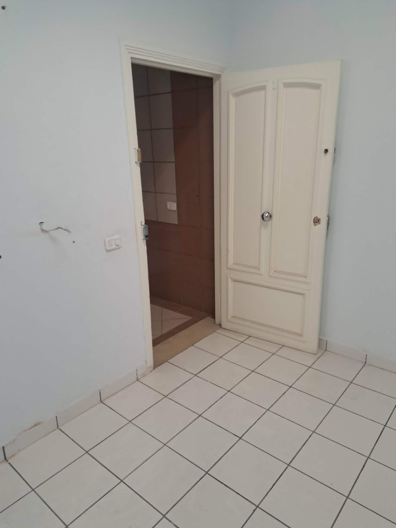 Ariana Ville&nbsp;Ariana&nbsp;Location&nbsp;Appart. 2 pi�ces&nbsp;Bel appartement usage bureau