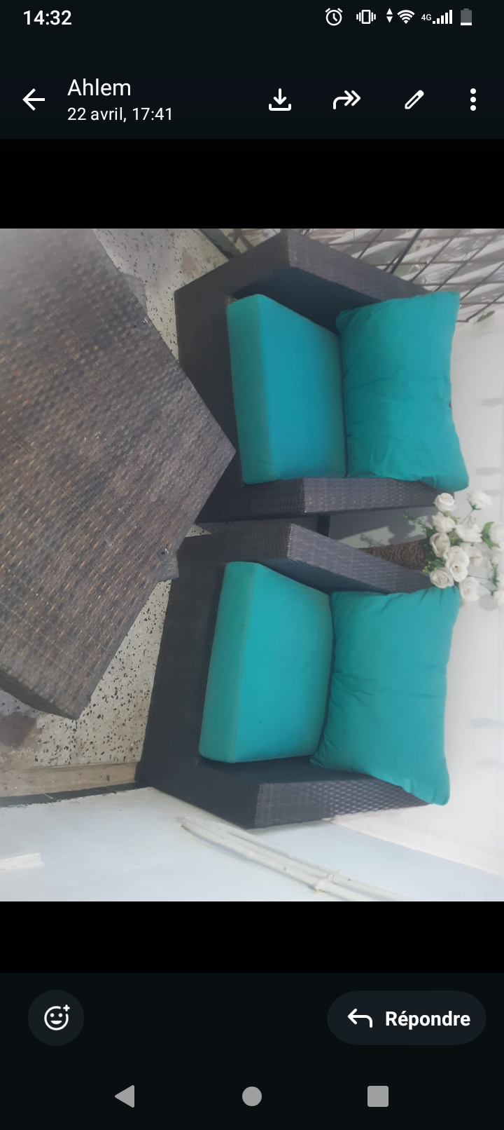 Ariana Ville&nbsp;Ariana&nbsp;Autres meubles&nbsp;Autres&nbsp;Des chaises et table et home cinema