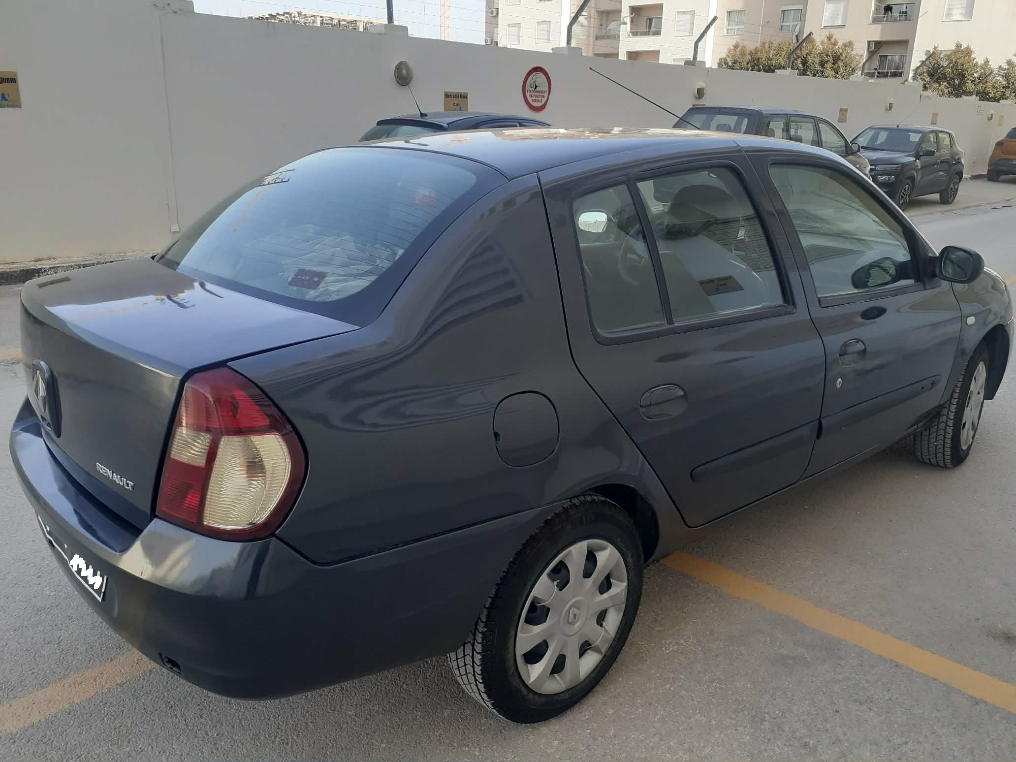 Raoued&nbsp;Cite El Ghazala 1&nbsp;Renault&nbsp;Clio&nbsp;Clio classic