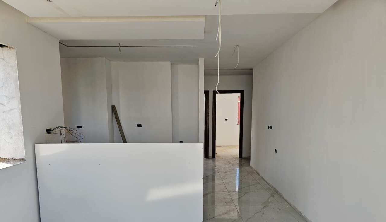 Hammam El Ghezaz&nbsp;Ezzahra&nbsp;Vente&nbsp;Appart. 2 pi�ces&nbsp;Appartement a 150 m de la plage ezzahra