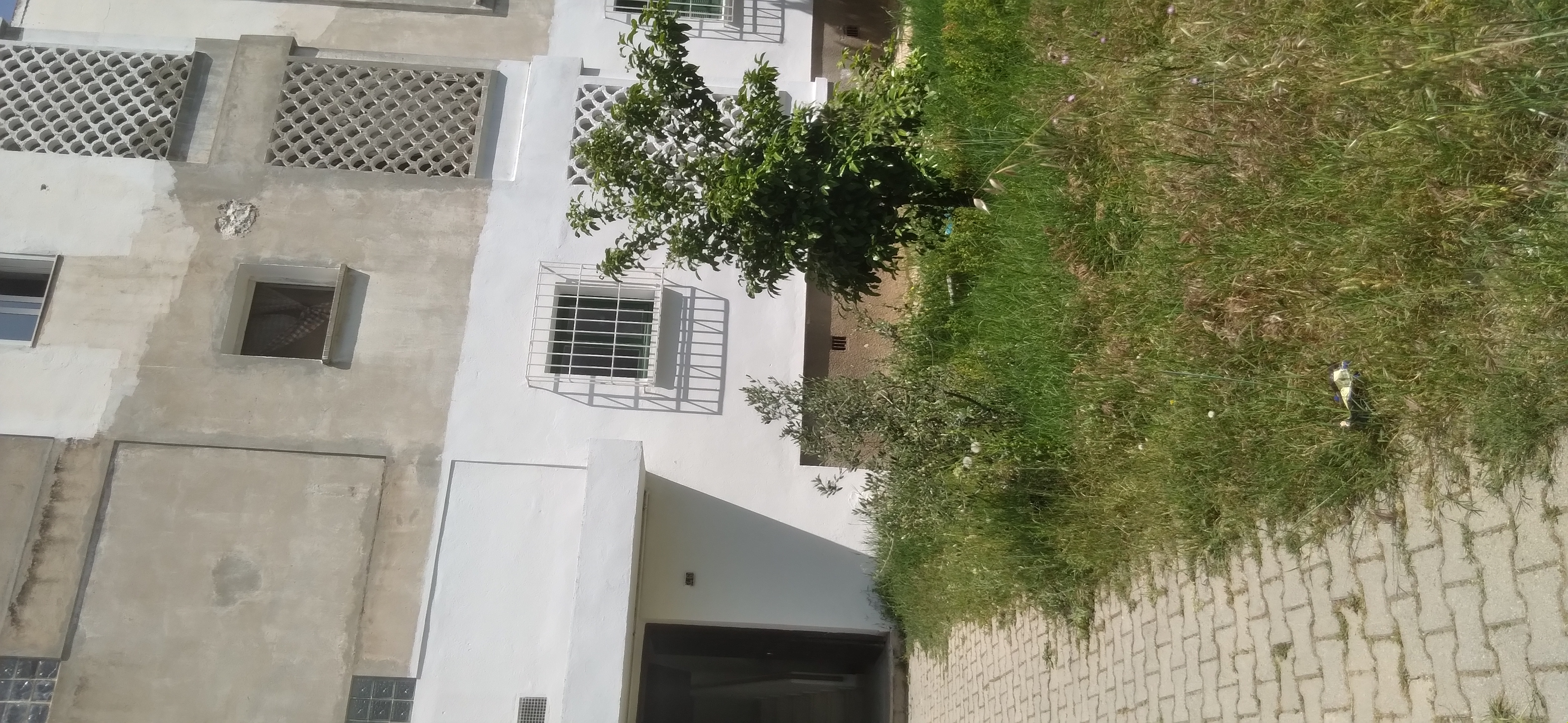 El Mourouj&nbsp;El Mourouj&nbsp;Vente&nbsp;Appart. 4 pi�ces&nbsp;Appartement rez de chauss�e mourouj 1