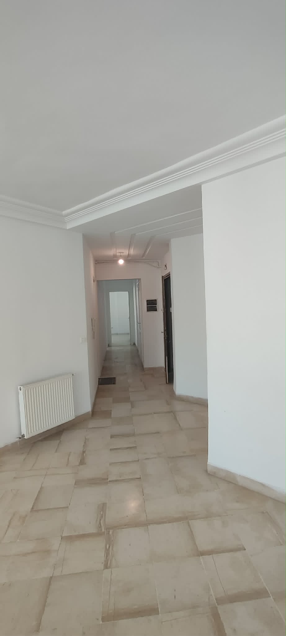 La Marsa&nbsp;El Aouina&nbsp;Location&nbsp;Appart. 2 pi�ces&nbsp;Bel appartement au jardin l'aouina
