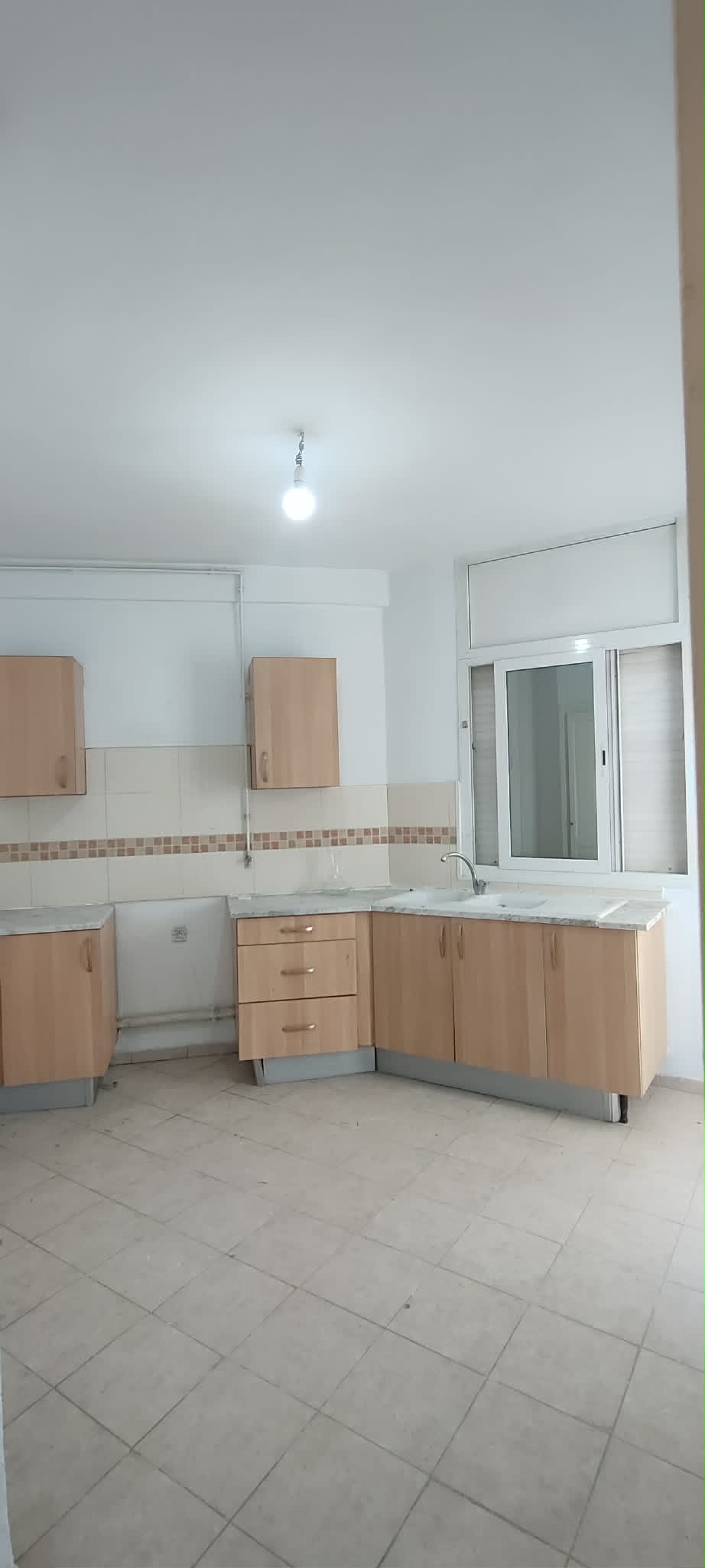 La Marsa&nbsp;El Aouina&nbsp;Location&nbsp;Appart. 2 pi�ces&nbsp;Bel appartement au jardin l'aouina