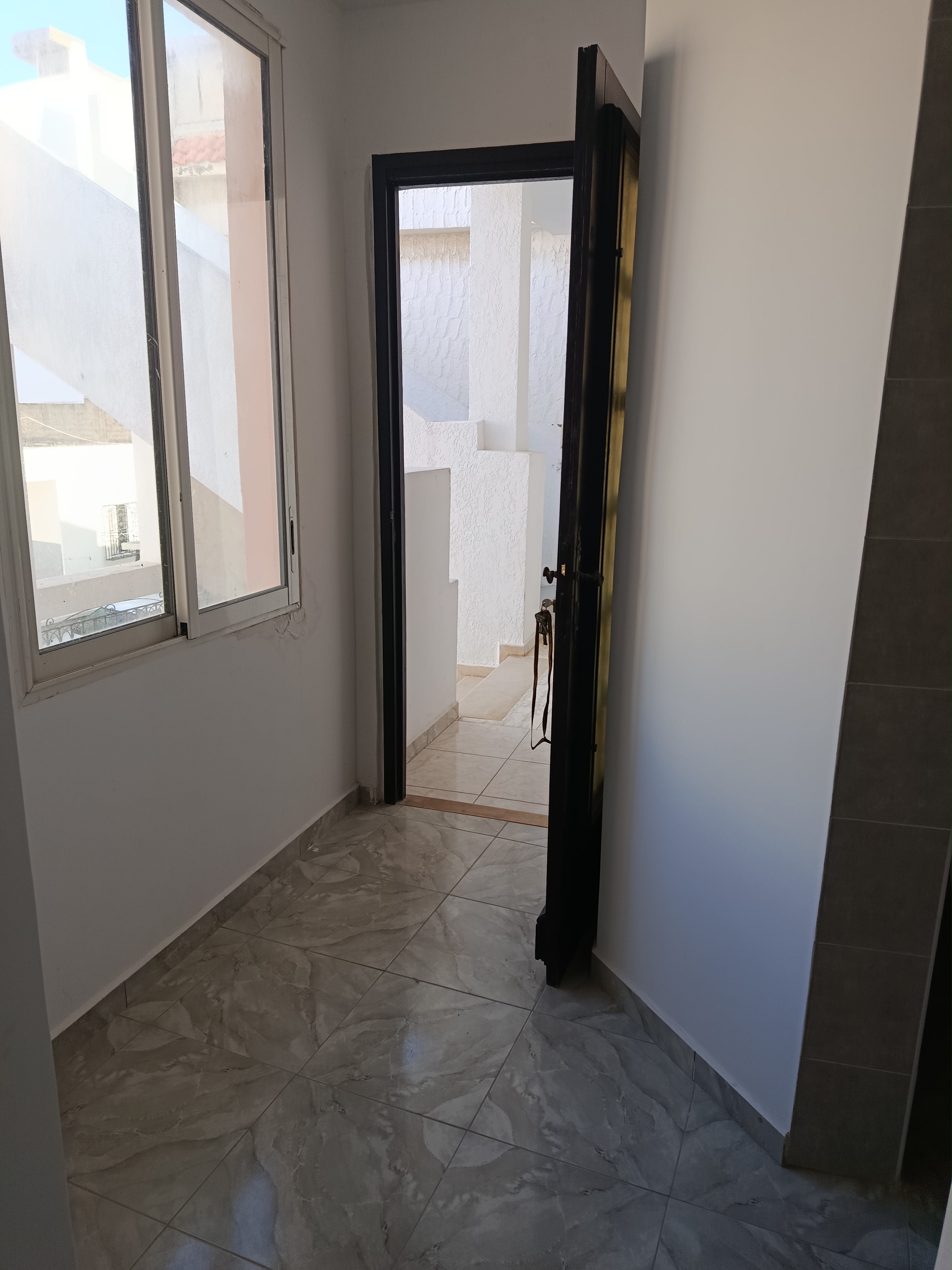 Ras Jebel&nbsp;Ras Jebel&nbsp;Location&nbsp;Appart. 2 pi�ces&nbsp;Profession liberal