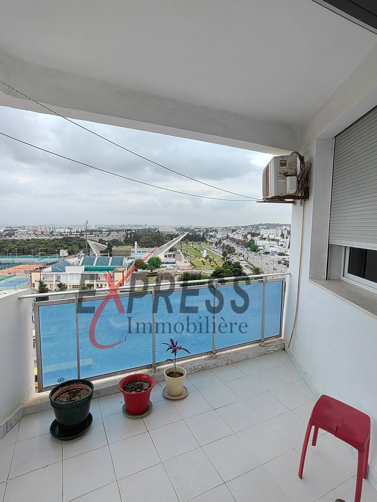 El Menzah&nbsp;El Menzah 4&nbsp;Location&nbsp;Appart. 4 pi�ces&nbsp;Un appart s3 haut standing � menzah 4