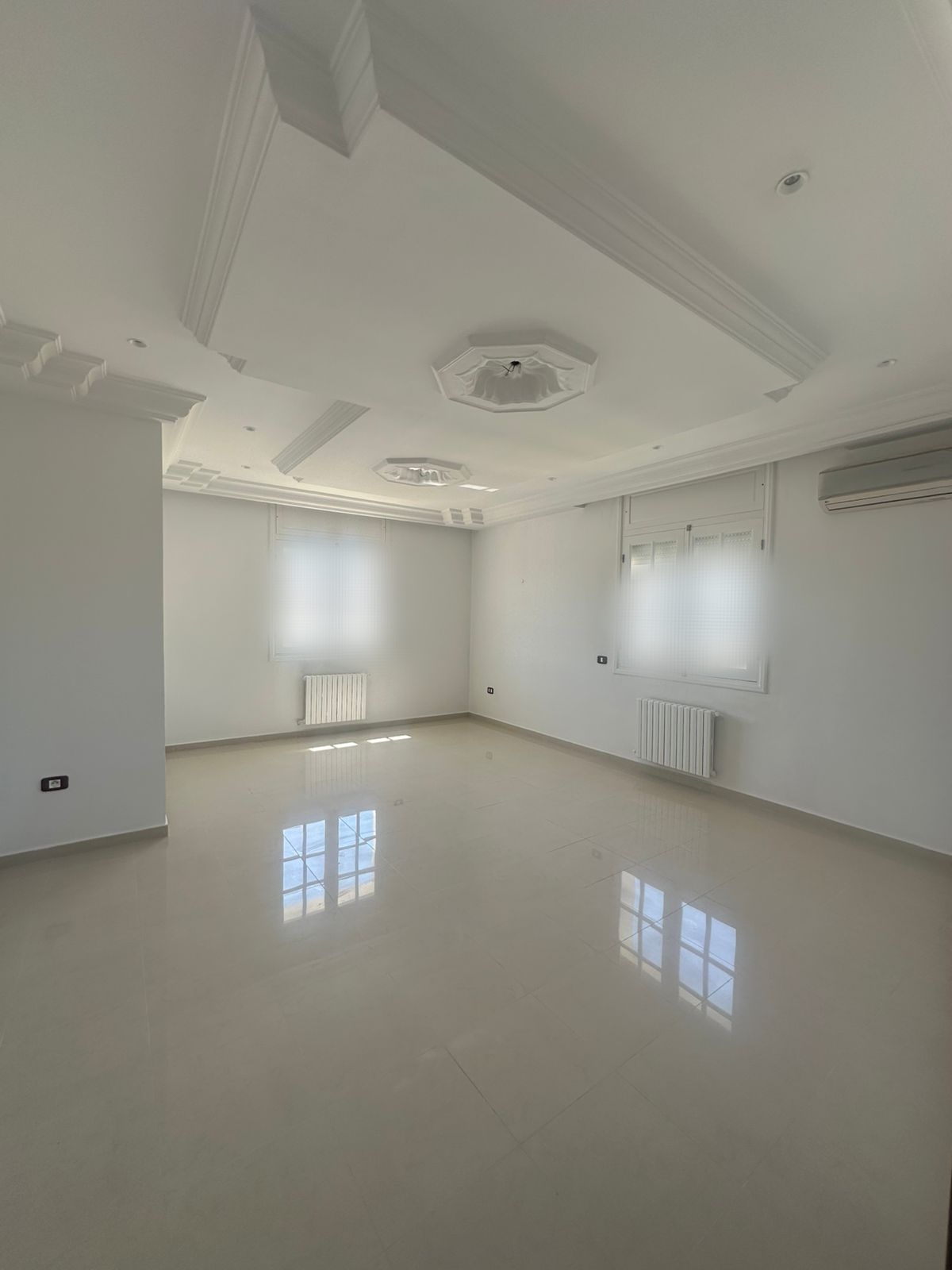 Ariana Ville&nbsp;Riadh Landlous&nbsp;Location&nbsp;Maisons&nbsp;Riadh el andalous joli �tage villa s3 haut stg