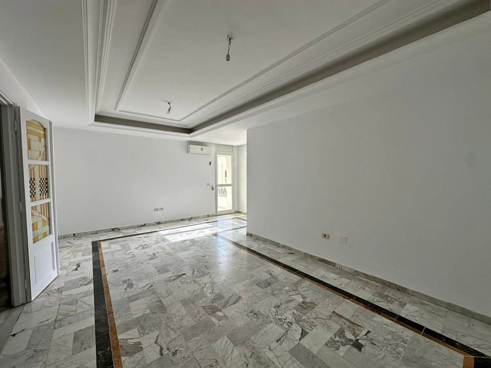 El Menzah&nbsp;El Menzah 9&nbsp;Location&nbsp;Appart. 5 pi�ces+&nbsp;Menzah 7 bis spacieux appt s3 bien situ�
