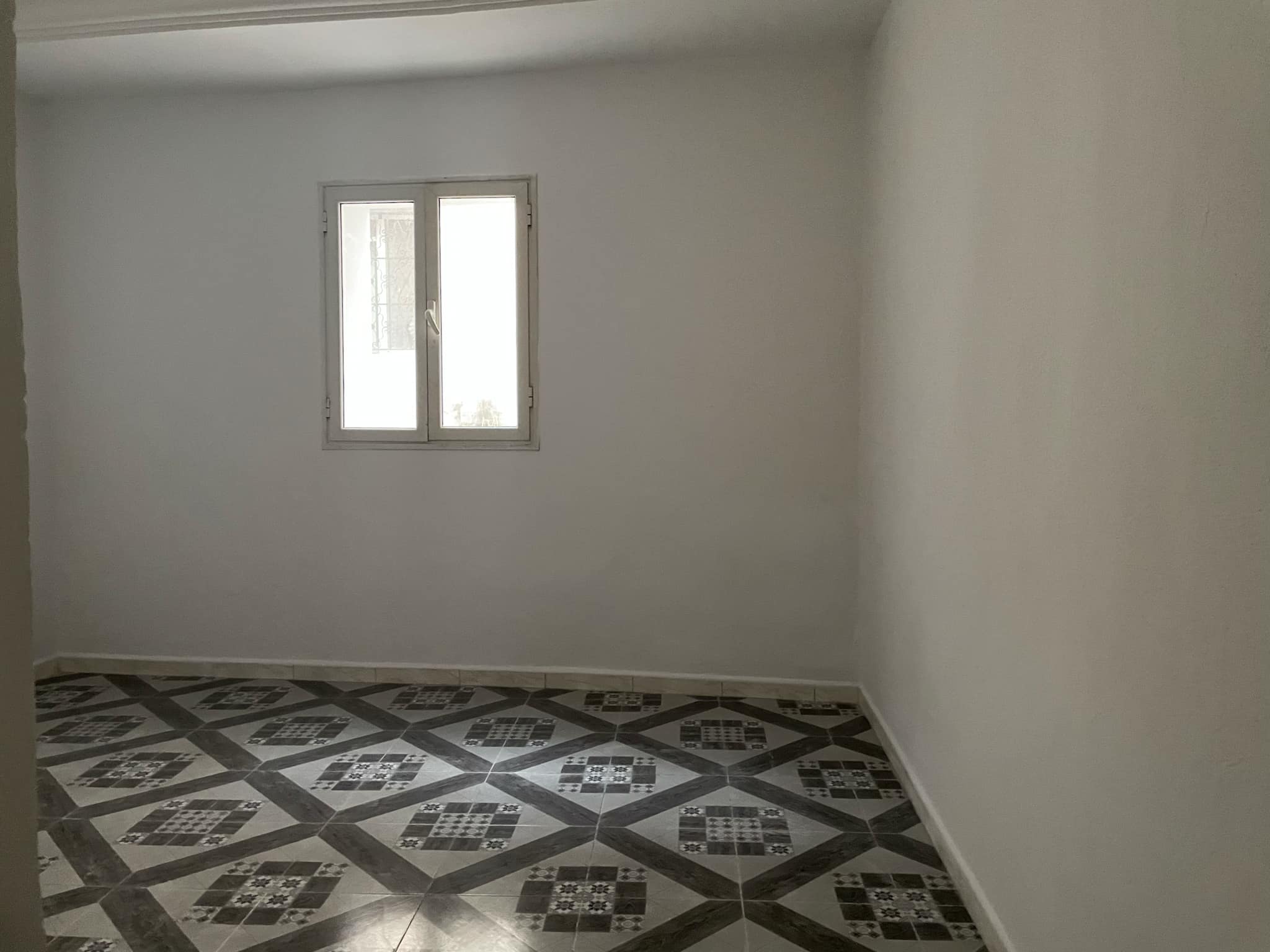 Bab Bhar&nbsp;Bab Bhar&nbsp;Location&nbsp;Appart. 1 pi�ce&nbsp;Studio au passage tunis