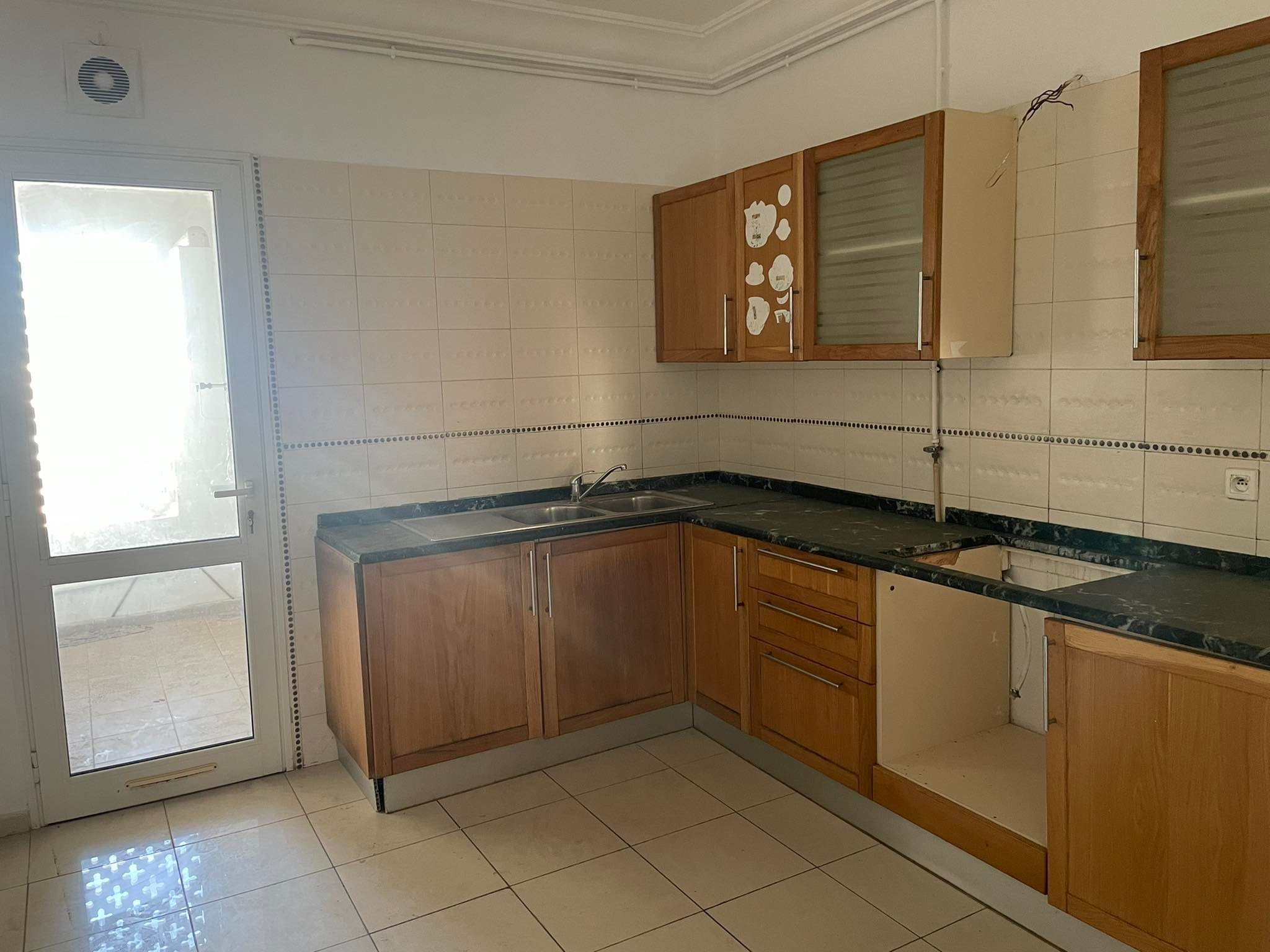 La Goulette&nbsp;La Goulette&nbsp;Vente&nbsp;Appart. 3 pi�ces&nbsp;Un bon appartement � la goulette