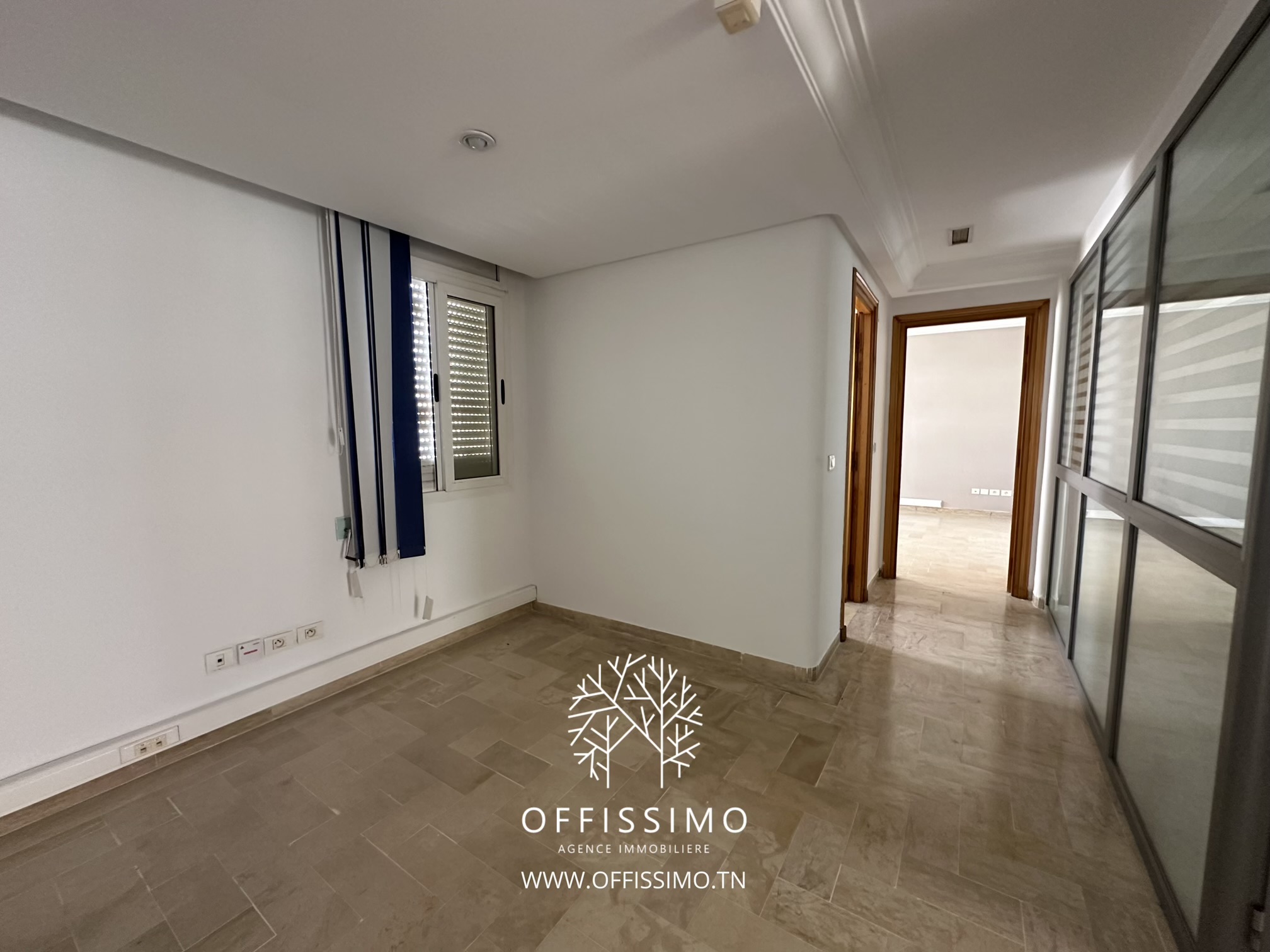 La Marsa&nbsp;Berge Du Lac&nbsp;Location&nbsp;Appart. 4 pi�ces&nbsp;Bureau 4 pieces lac 1 rue dynamique