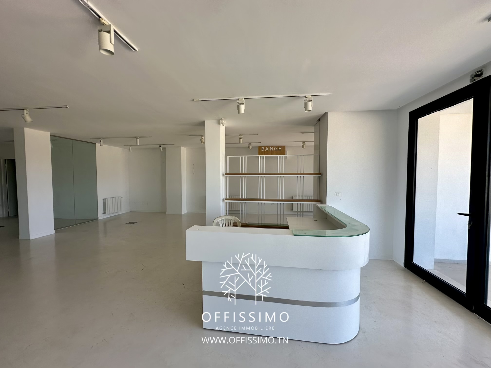 La Marsa&nbsp;Berge Du Lac&nbsp;Location&nbsp;Surfaces&nbsp;Bureau open space la marsa haut standing