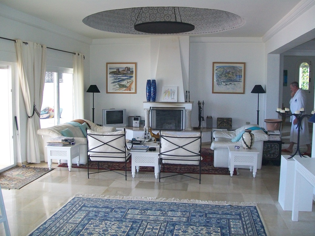 Akouda&nbsp;Chatt Meriem&nbsp;Location&nbsp;Maisons&nbsp;Superbe villa pieds ds l'eau