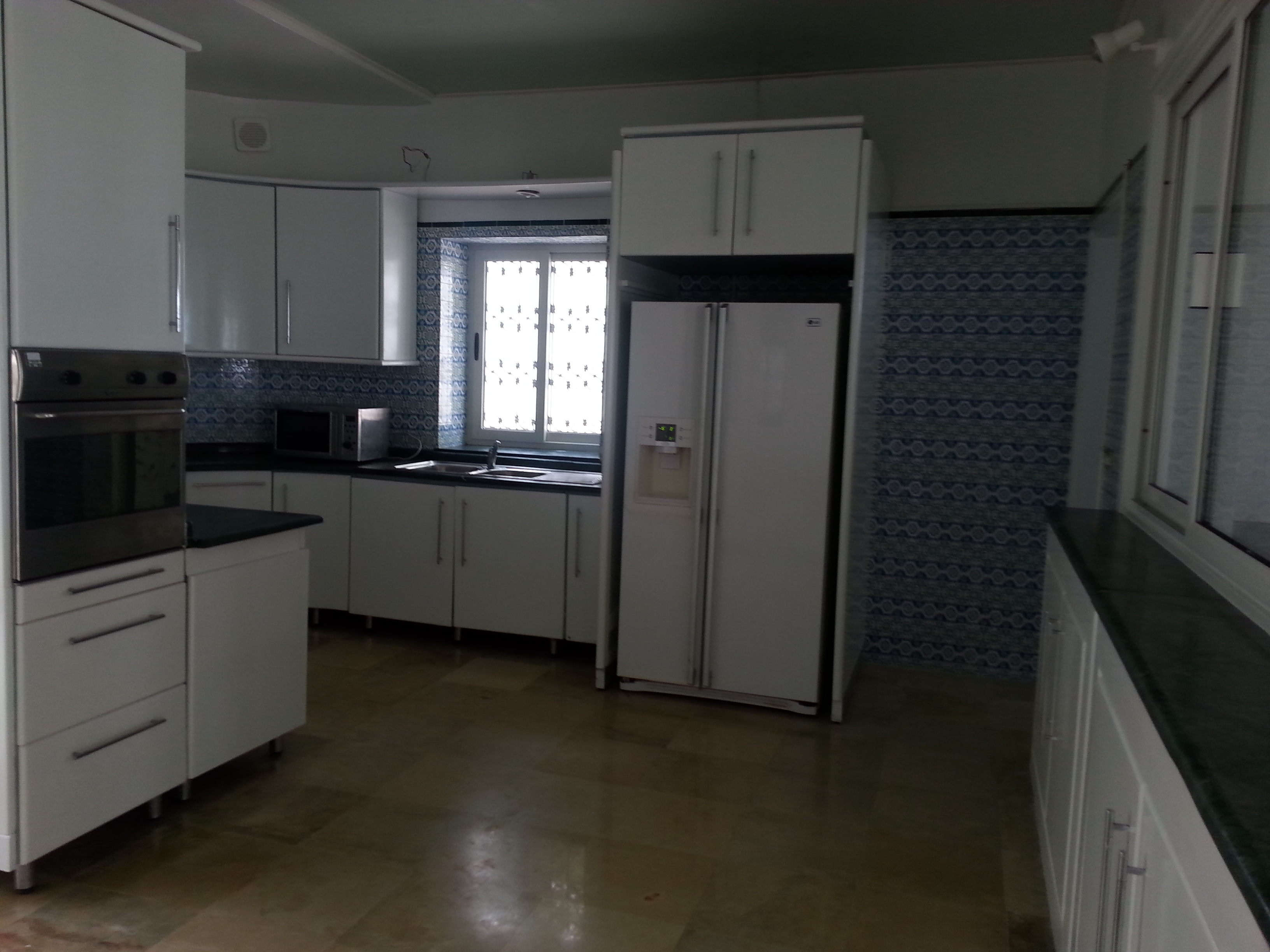 Akouda&nbsp;Chatt Meriem&nbsp;Location&nbsp;Maisons&nbsp;Superbe villa pieds ds l'eau