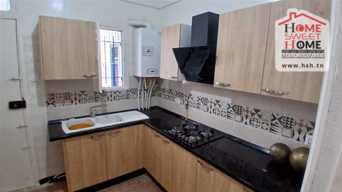 La Marsa&nbsp;Marsa Ennassim&nbsp;Location&nbsp;Appart. 3 pi�ces&nbsp;Rdc de villa s3 lenda � la marsa plage