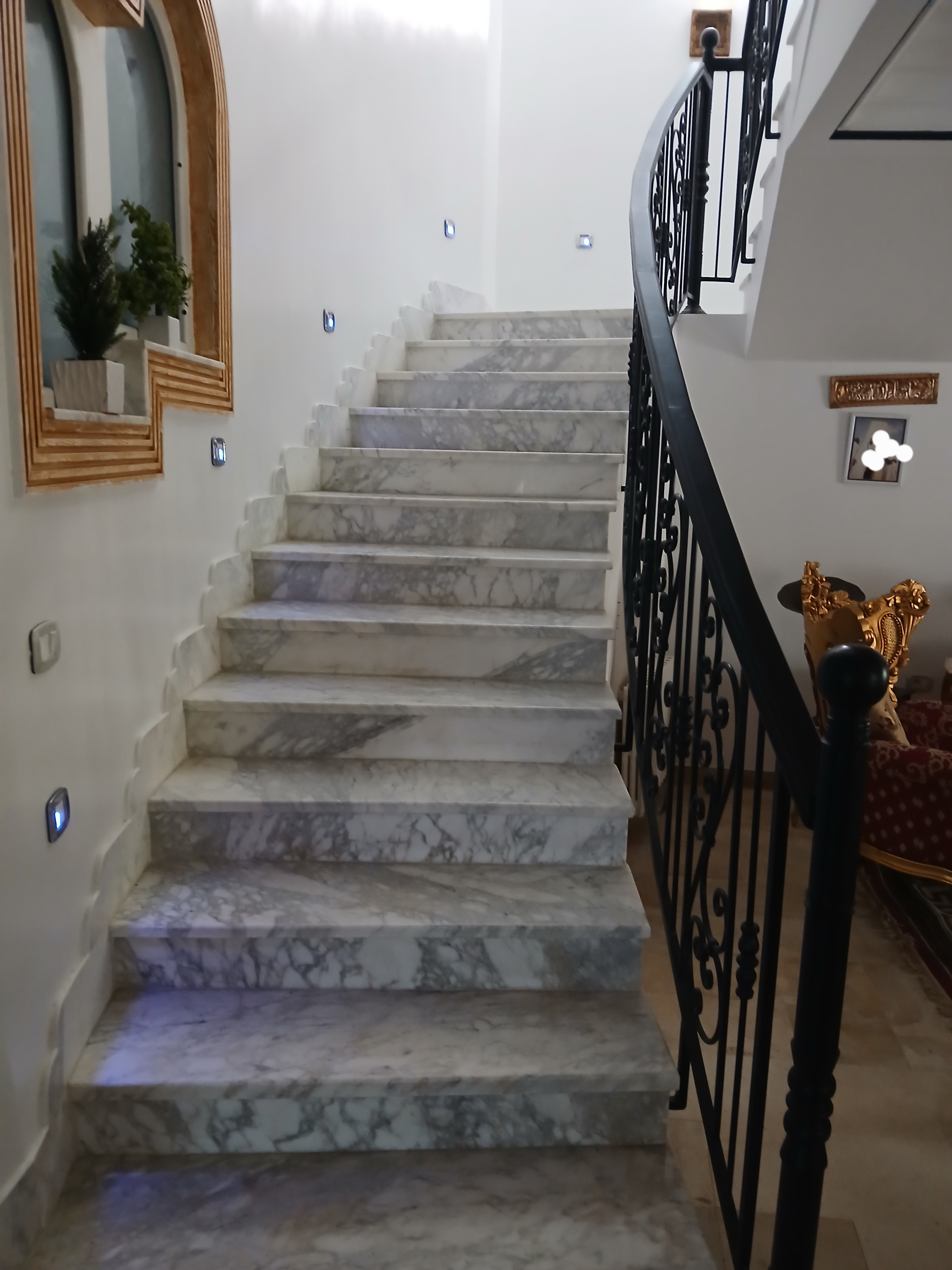 Ezzahra&nbsp;Cite Ennakhil 1&nbsp;Vente&nbsp;Maisons&nbsp;Occasion rare en plein centre ville ezahra