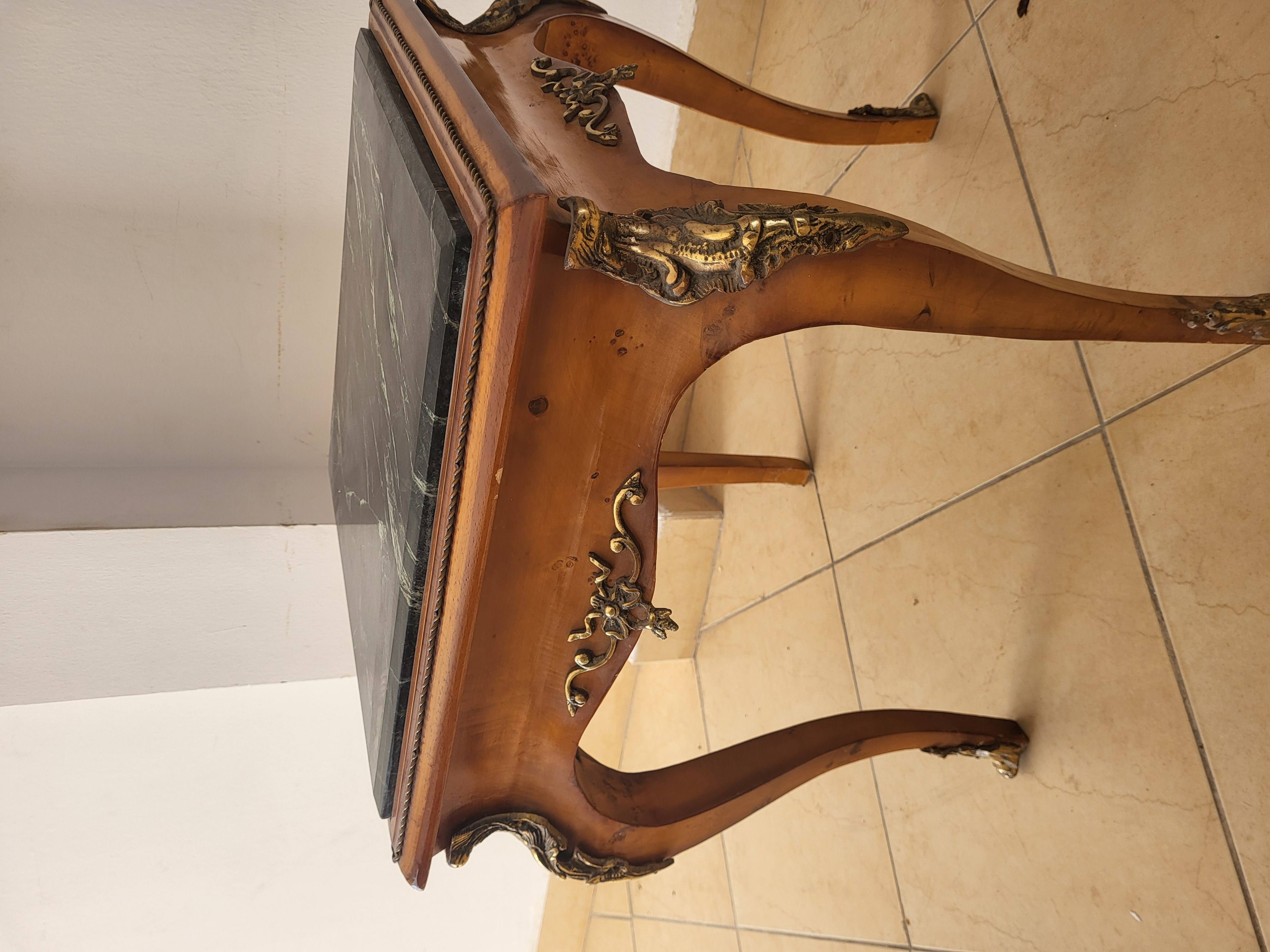 Ain Zaghouan&nbsp;Ain Zaghouan&nbsp;Meubles de bureau&nbsp;Bureaux - Tables&nbsp;Vend bureau style egyptien