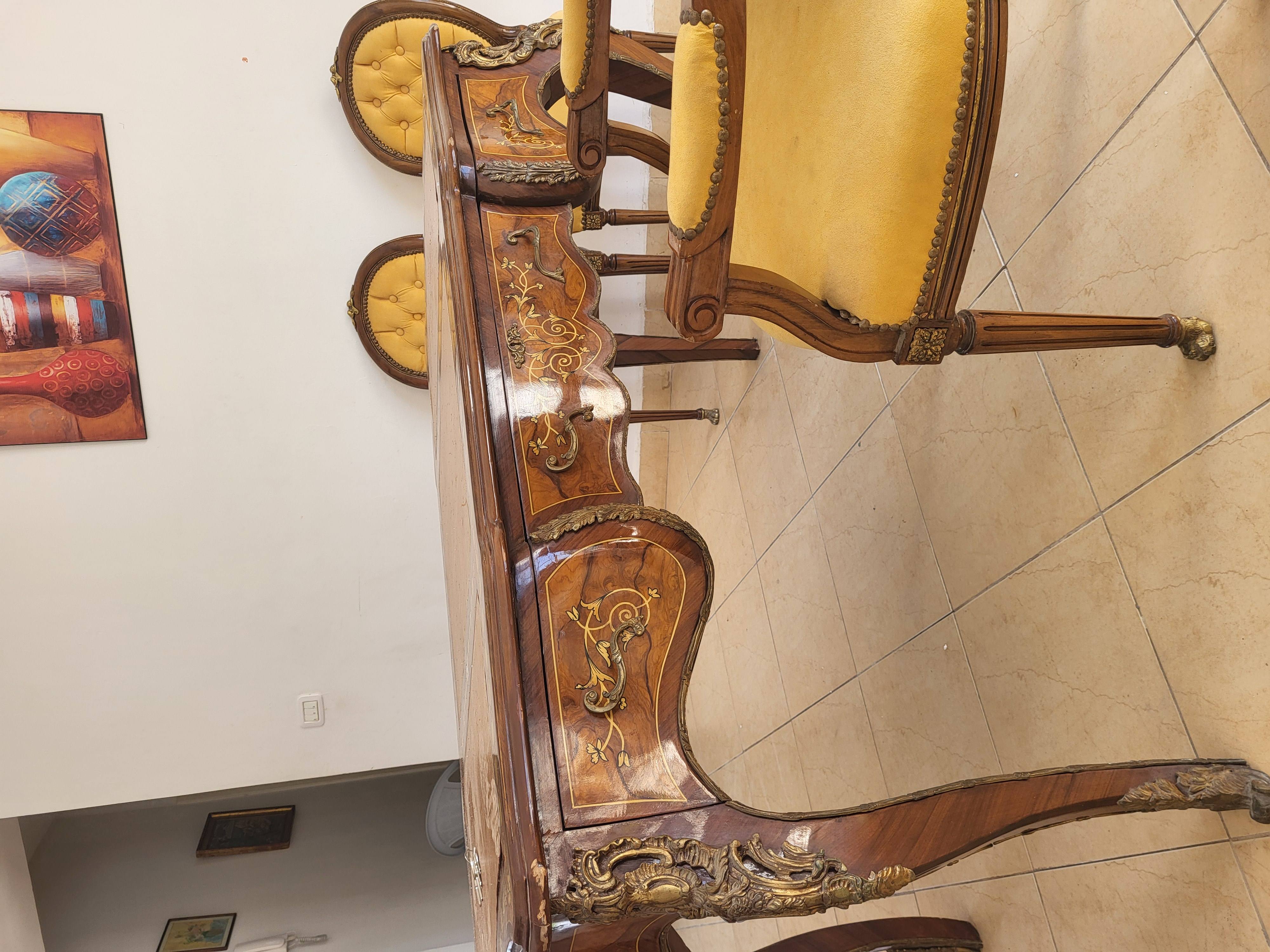 Ain Zaghouan&nbsp;Ain Zaghouan&nbsp;Meubles de bureau&nbsp;Bureaux - Tables&nbsp;Vend bureau style egyptien