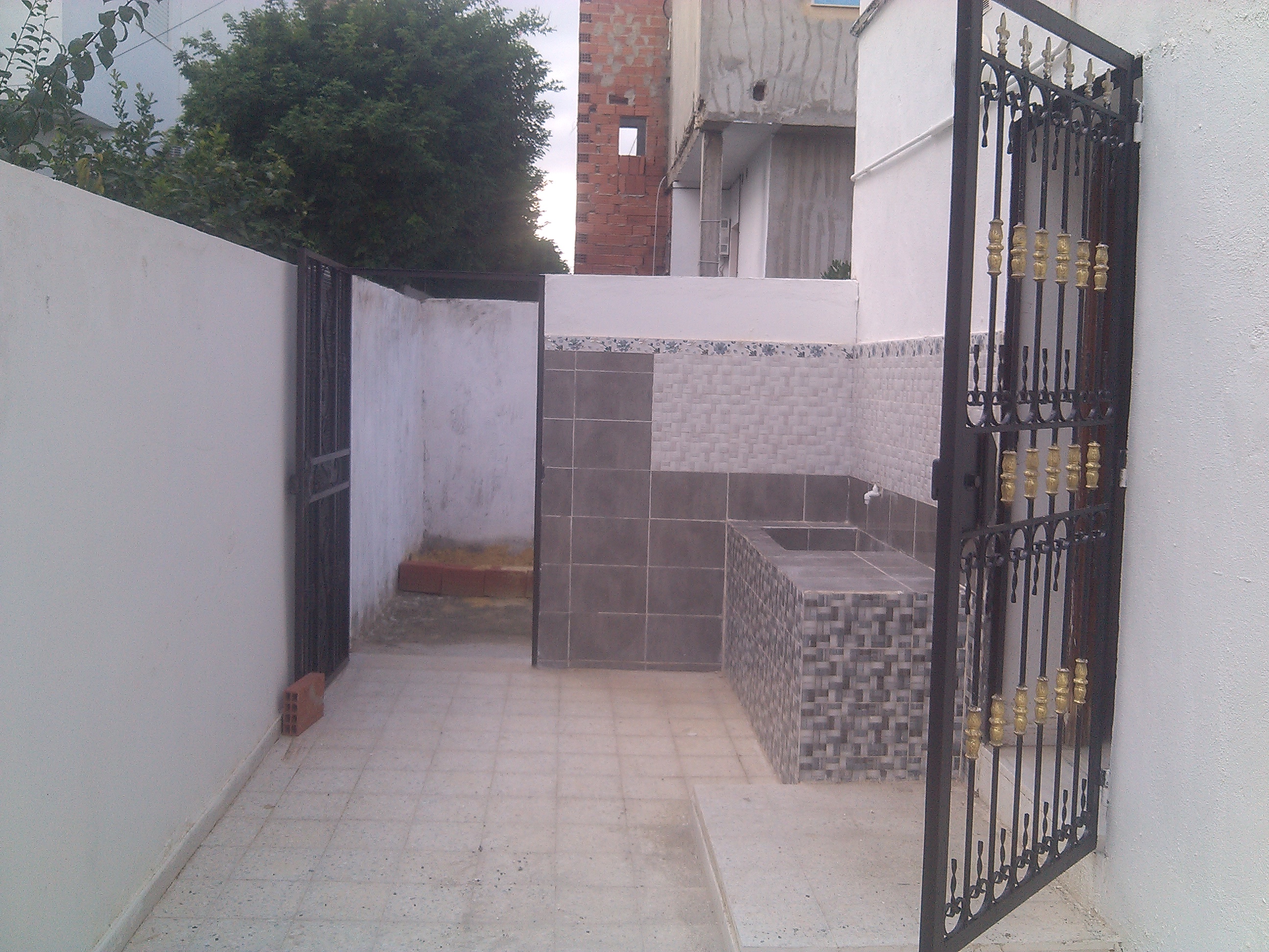 Rades&nbsp;Rades Meliane&nbsp;Vente&nbsp;Maisons&nbsp;8 appartements