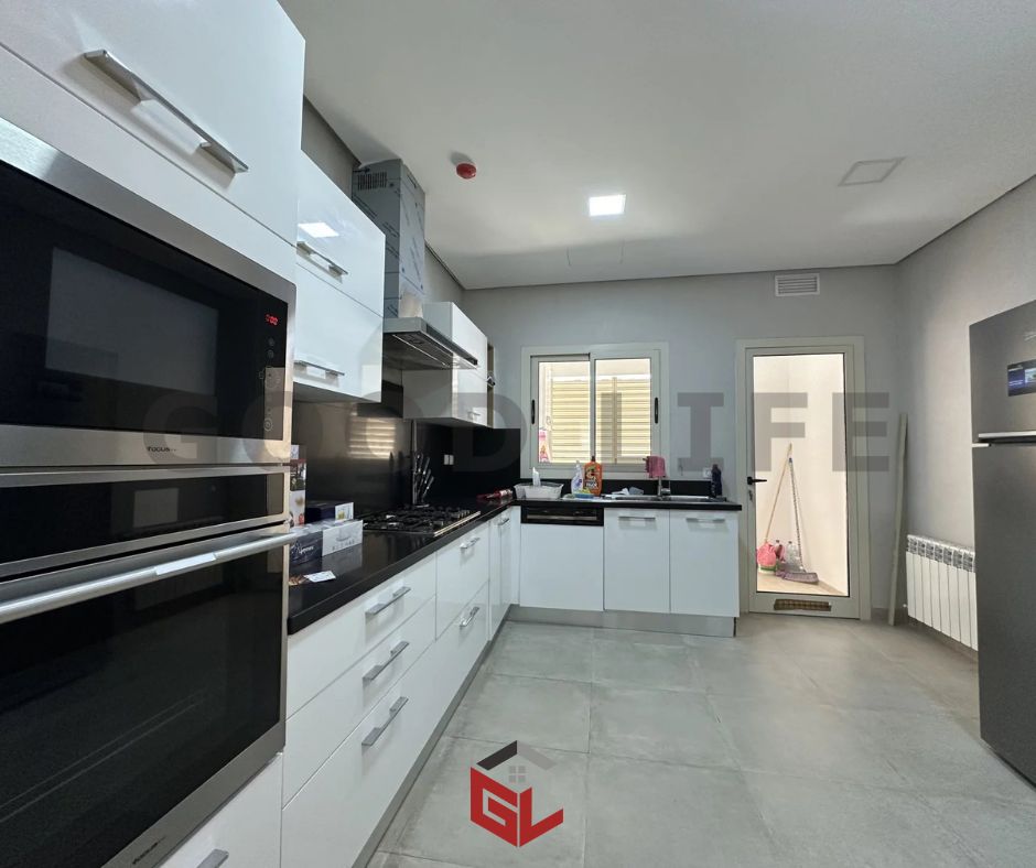 La Marsa&nbsp;Berge Du Lac&nbsp;Location&nbsp;Appart. 4 pi�ces&nbsp;S3 meubl� au lac 2