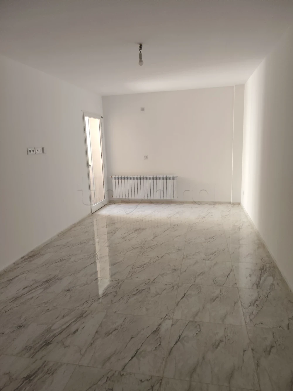 El Omrane&nbsp;El Omrane&nbsp;Location&nbsp;Appart. 3 pi�ces&nbsp;Un ravissant appartement s2 neuf � cit� ettahrir