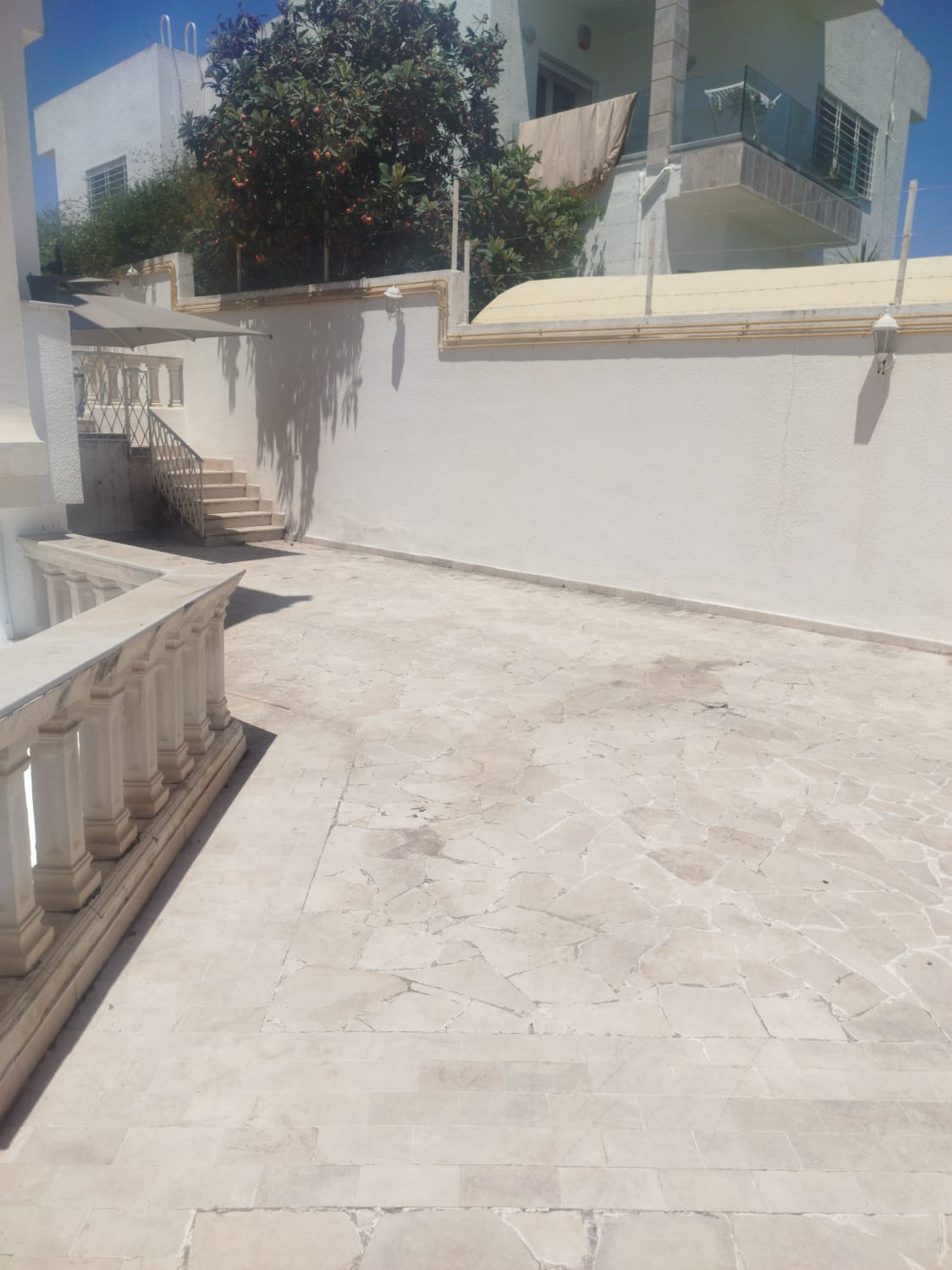 El Menzah&nbsp;El Menzah 9&nbsp;Location&nbsp;Appart. 3 pi�ces&nbsp;Un rdj de villa � menzah9b