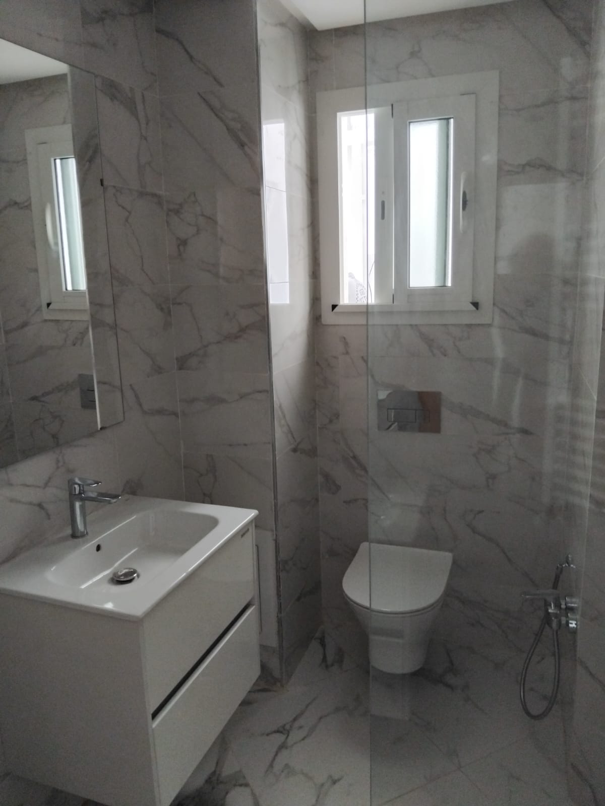 El Menzah&nbsp;El Menzah 9&nbsp;Location&nbsp;Appart. 2 pi�ces&nbsp;Un magnifique appartement s1 hs � menzah9c
