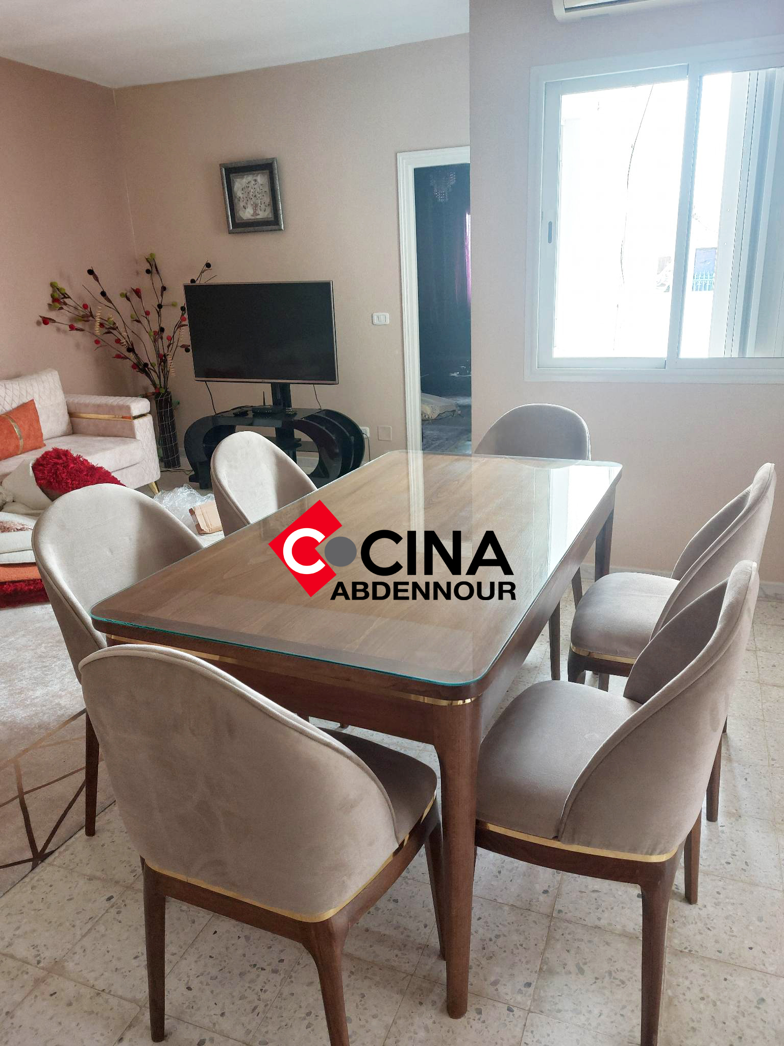 La Soukra&nbsp;Sidi Frej&nbsp;Salon - Salle � manger &nbsp;Salle � manger&nbsp;Chaise et table � manger