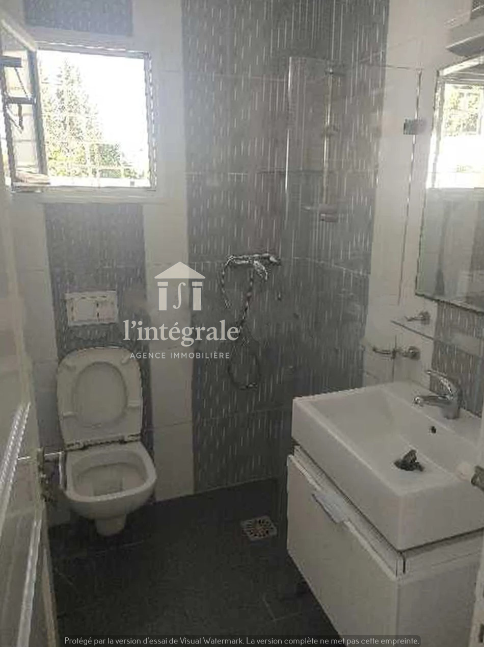 Ariana Ville&nbsp;El Menzah 8&nbsp;Location&nbsp;Appart. 2 pi�ces&nbsp;S1 rez de chauss�e avec garage