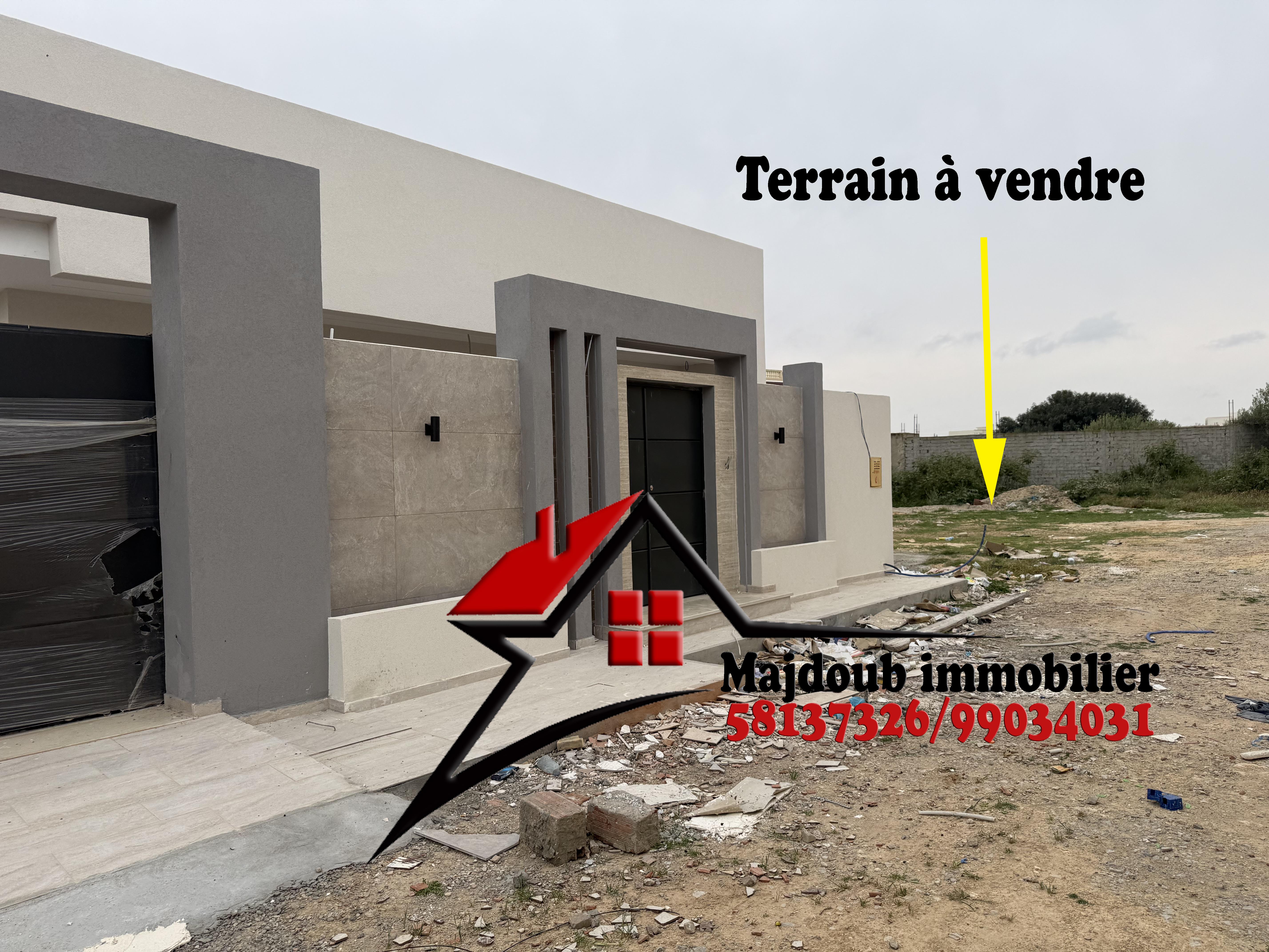 Sousse Riadh&nbsp;Zaouiet Sousse&nbsp;Terrain&nbsp;Terrain nu&nbsp;Terrain pres de route mseken