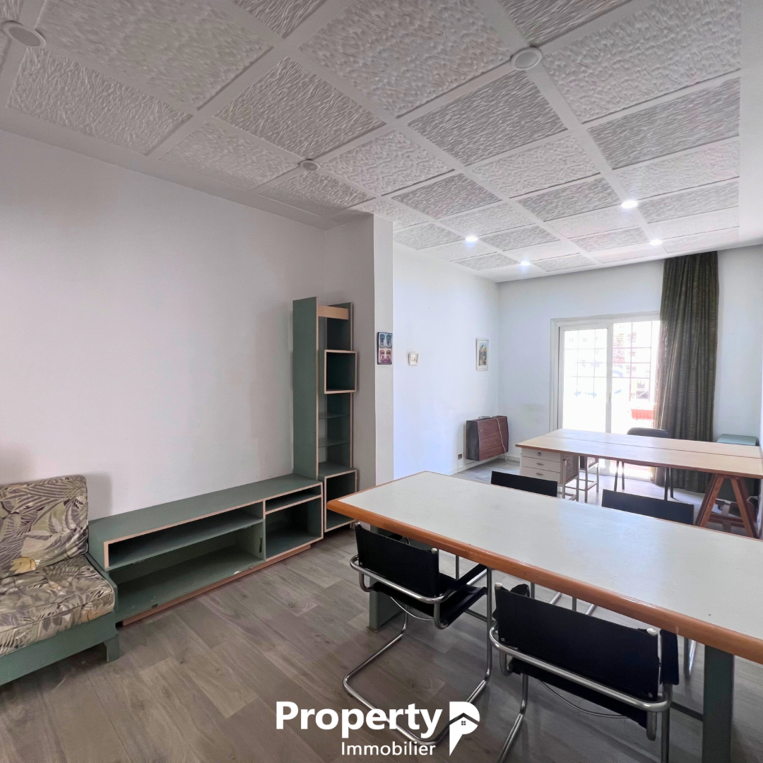 Bab Bhar&nbsp;Bab Bhar&nbsp;Bureaux & Commerces&nbsp;Bureau&nbsp;Bureau 4 pi�ces au centre ville de tunis