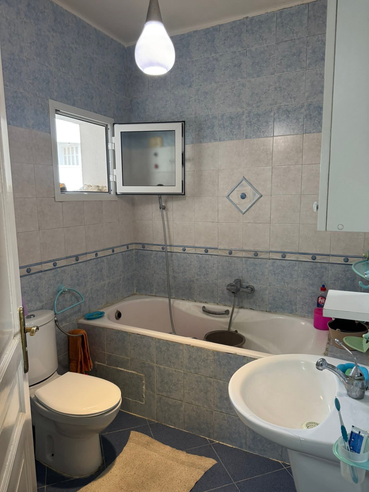 El Mourouj&nbsp;El Mourouj&nbsp;Vente&nbsp;Appart. 3 pi�ces&nbsp;Appartement m4 sur la rout� principale