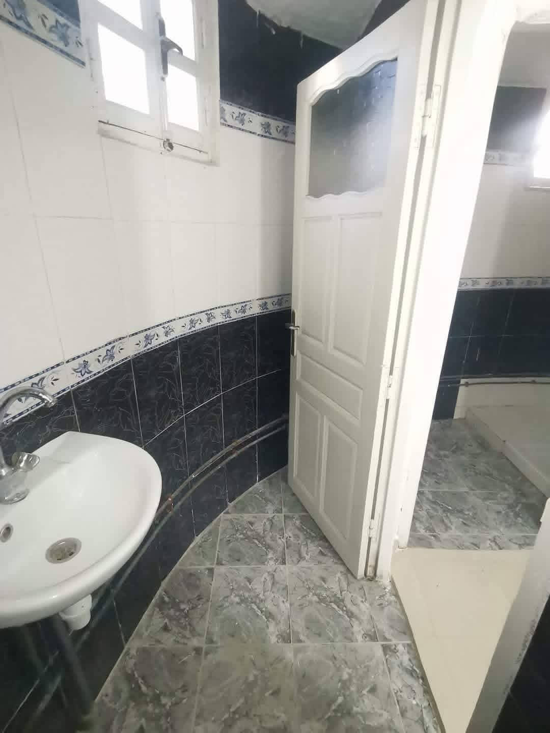 Hammam Chatt&nbsp;Hammam Chatt&nbsp;Location&nbsp;Appart. 2 pi�ces&nbsp;Studio s0 a hammam chatt