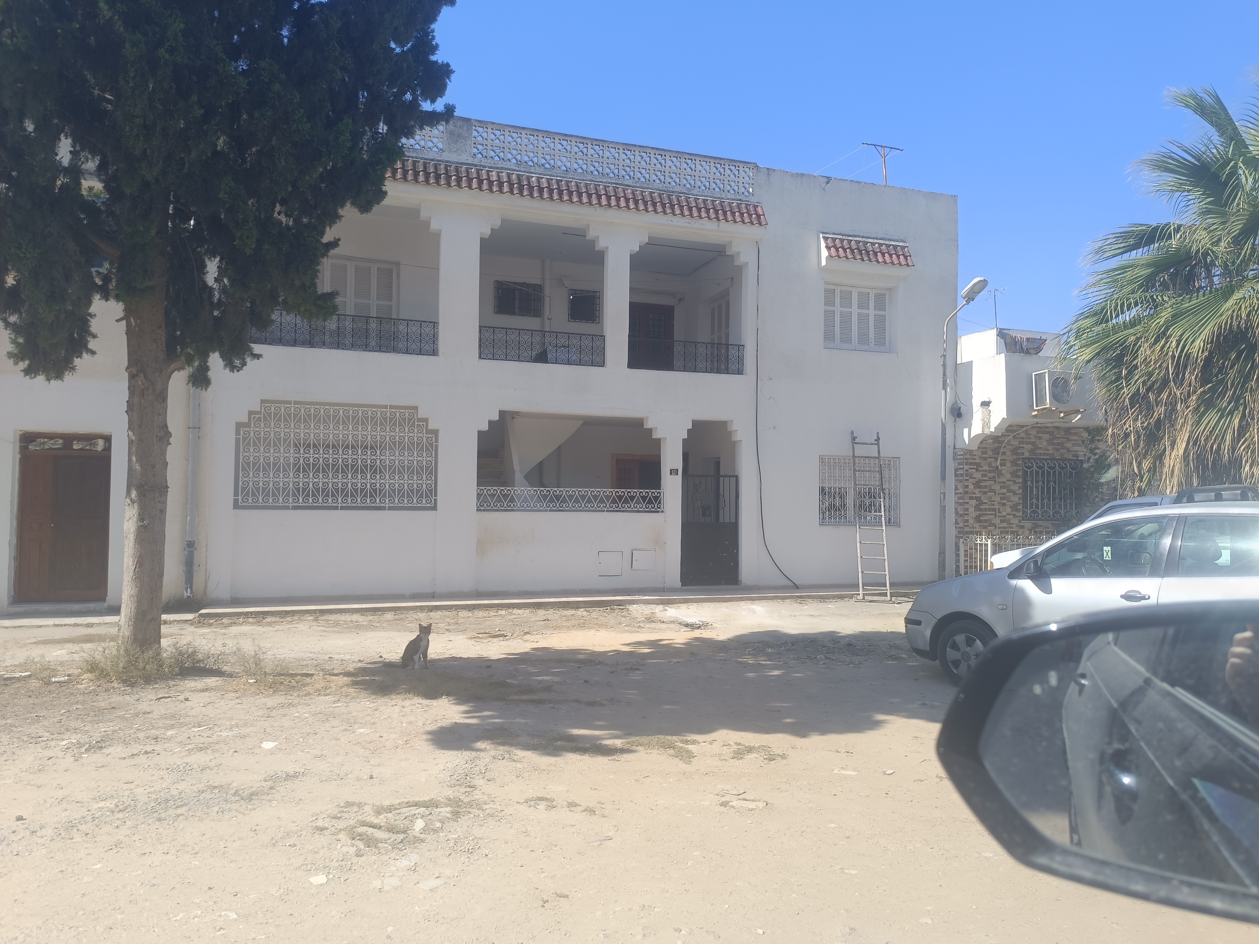 Cite El Khadra&nbsp;Cite El Khadra&nbsp;Location&nbsp;Appart. 3 pi�ces&nbsp;Rdc maison s2 avec terrasse