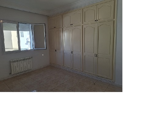 Bou Mhel El Bassatine&nbsp;Bou Mhel&nbsp;Location&nbsp;Appart. 4 pi�ces&nbsp;Etage de villa hs