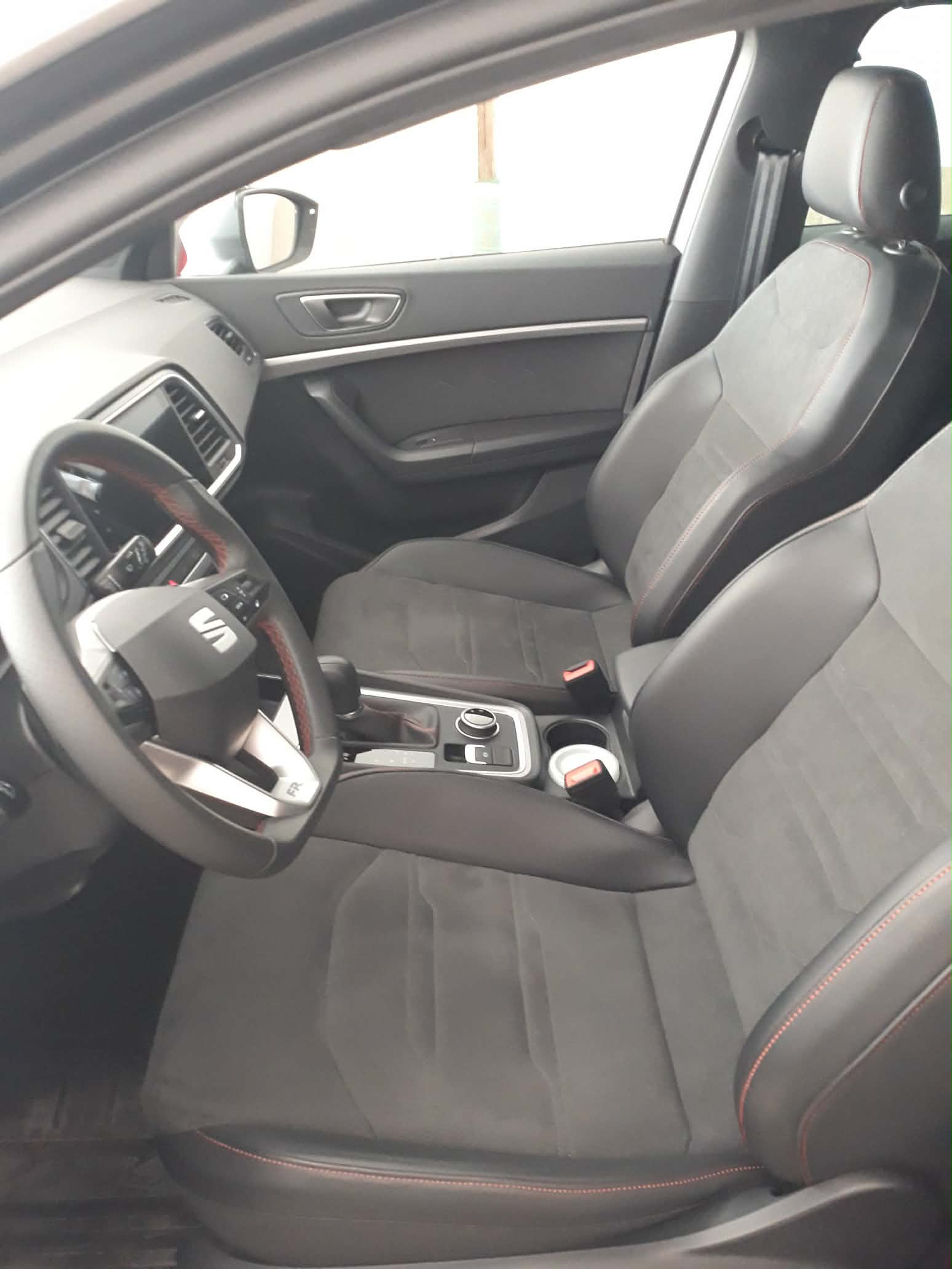 Ariana Ville&nbsp;El Menzah 8&nbsp;Seat&nbsp;Autre Mod�le&nbsp;Seat ateca neuve