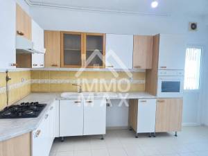 Ariana Ville&nbsp;Cite Ennasr 2&nbsp;Location&nbsp;Maisons&nbsp;A  un appartement s2 au 2me ref165a