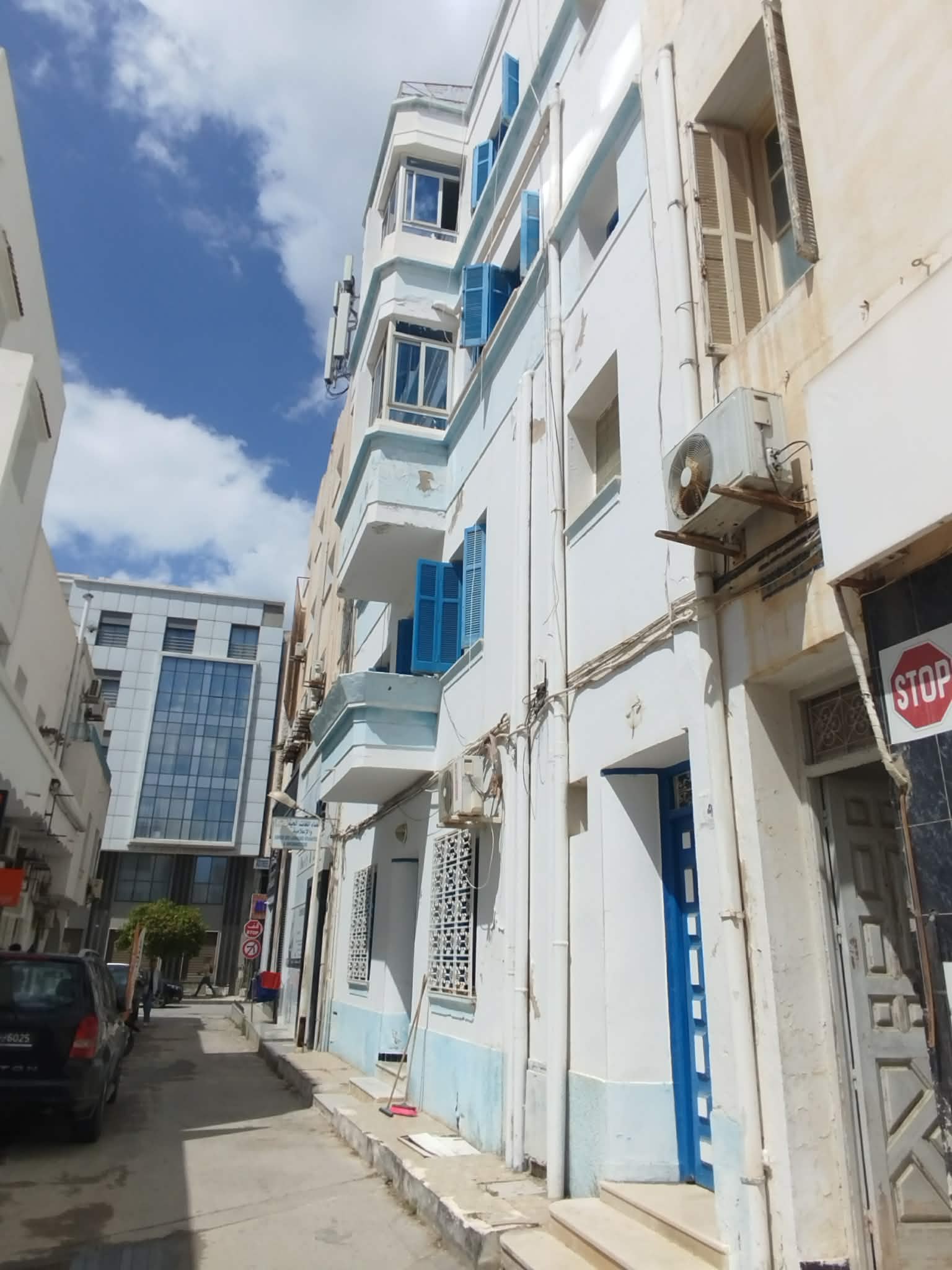 Nabeul&nbsp;Nabeul&nbsp;Location&nbsp;Autre&nbsp;Immeuble quatre niveaux