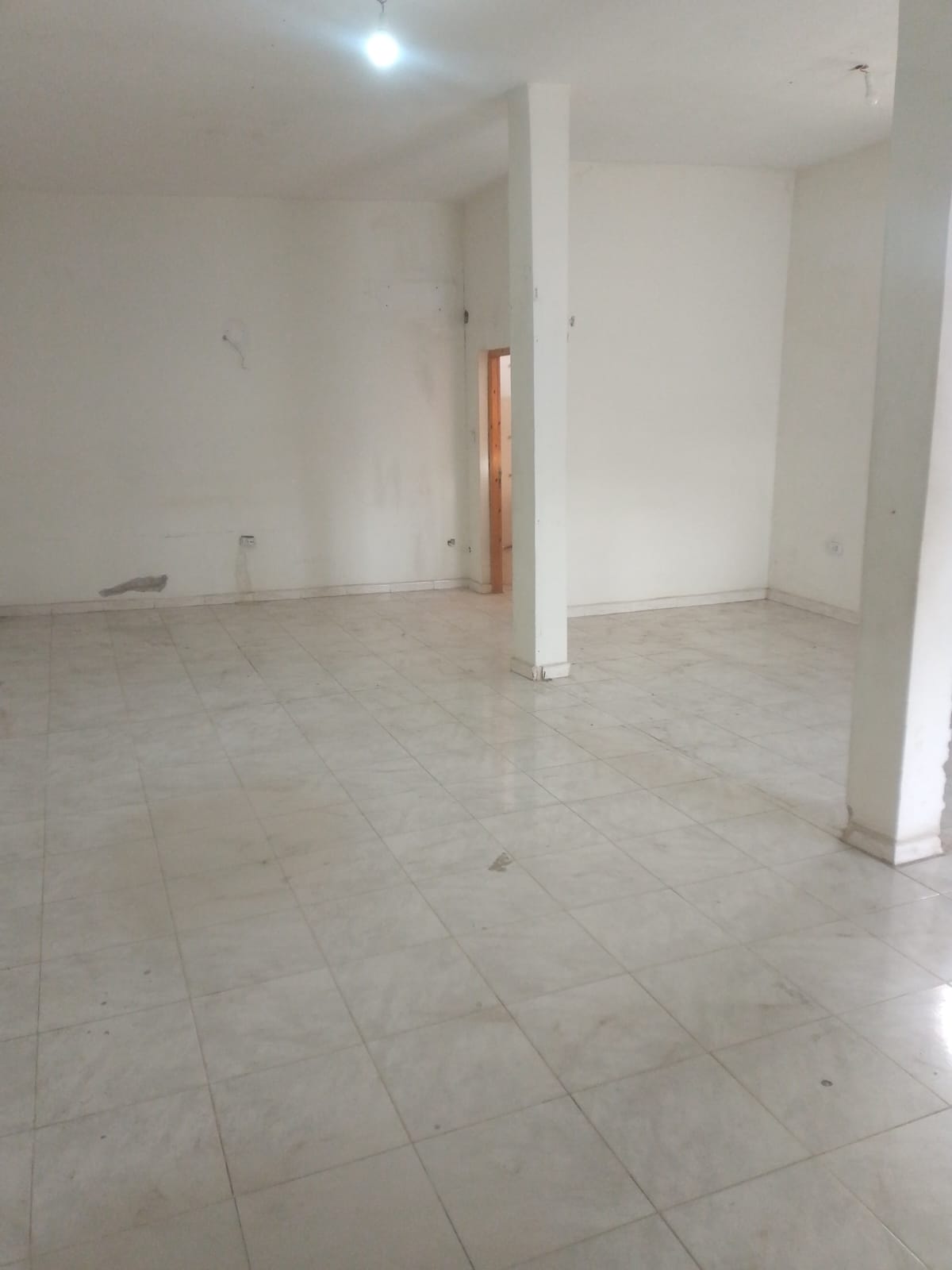 Mannouba&nbsp;La Mannouba&nbsp;Bureaux & Commerces&nbsp;Atelier,Garage&nbsp;Local � usage de burau