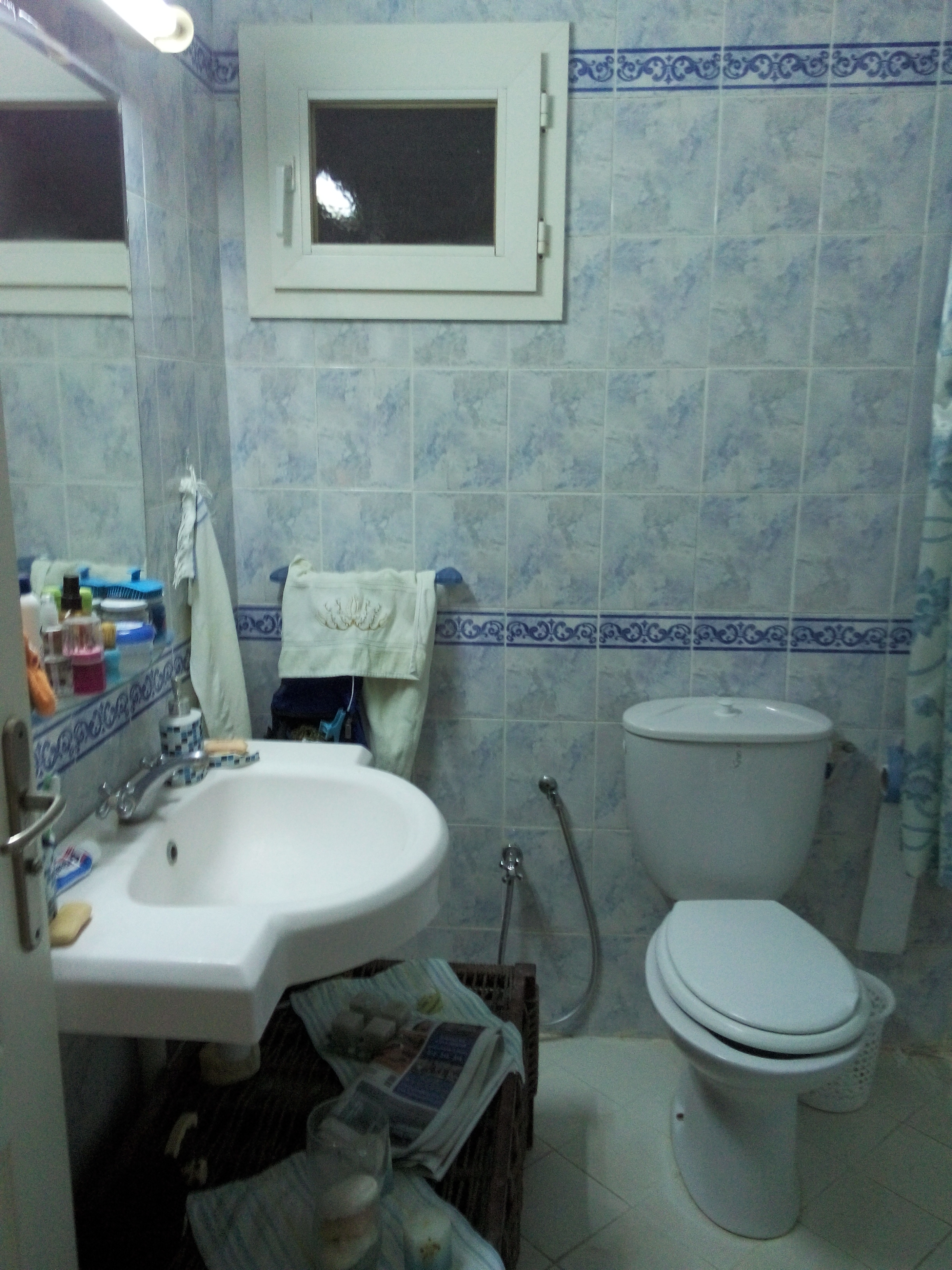 La Marsa&nbsp;El Aouina&nbsp;Location&nbsp;Appart. 3 pi�ces&nbsp;Appartement r�cemment peint