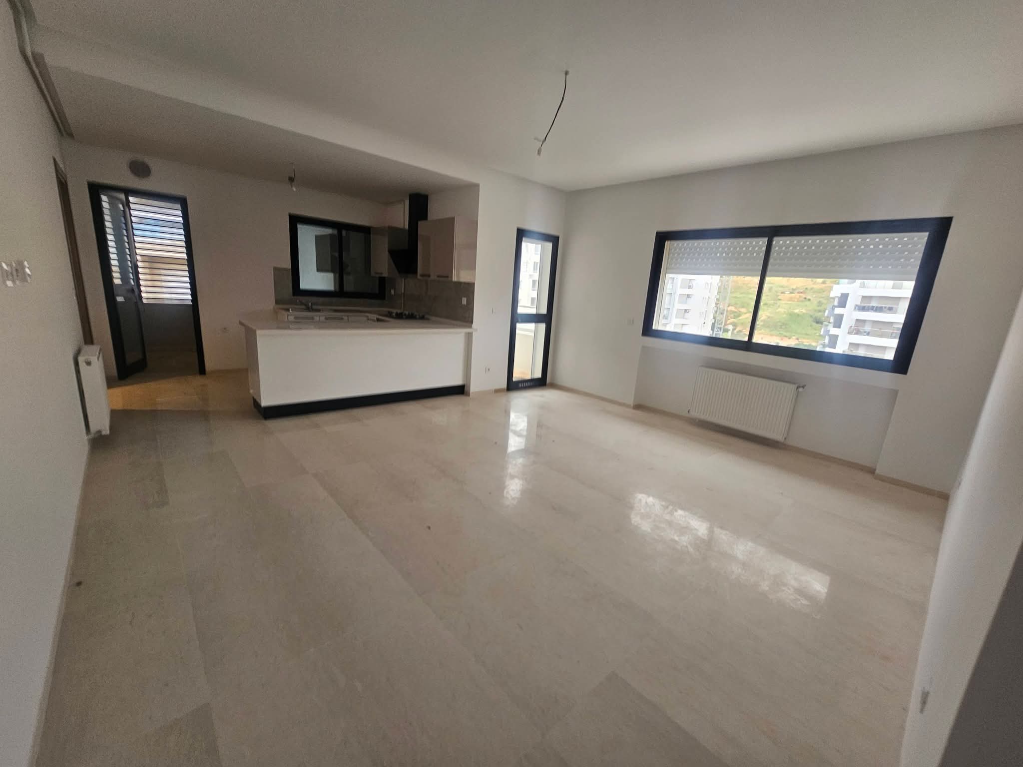 Ariana Ville&nbsp;Cite Ennasr 2&nbsp;Location&nbsp;Appart. 4 pi�ces&nbsp;S3 1800d ennasr 2
