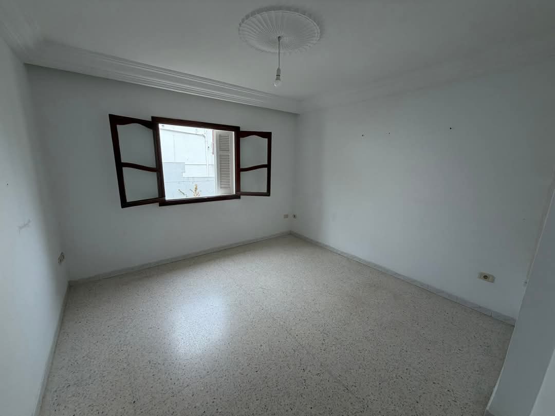 Ariana Ville&nbsp;Cite Ennasr 1&nbsp;Location&nbsp;Maisons&nbsp;Etage de villa s4 1600d ennasr 1