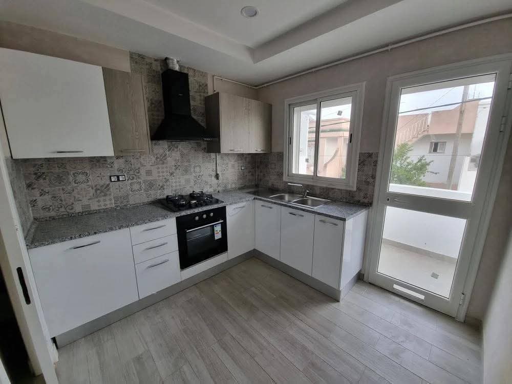 Ariana Ville&nbsp;Nouvelle Ariana&nbsp;Location&nbsp;Appart. 3 pi�ces&nbsp;S2 1200d nouvelle ariana