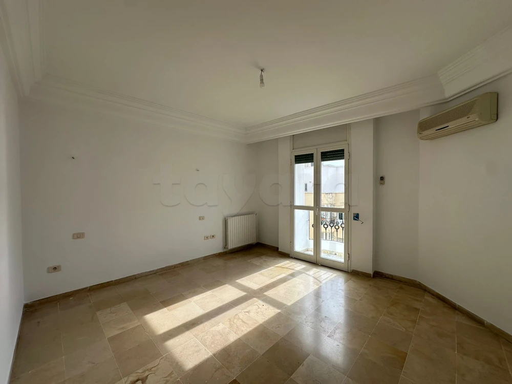 Ariana Ville&nbsp;El Menzah 7&nbsp;Location&nbsp;Appart. 4 pi�ces&nbsp;S3 1300d menzah 7bis